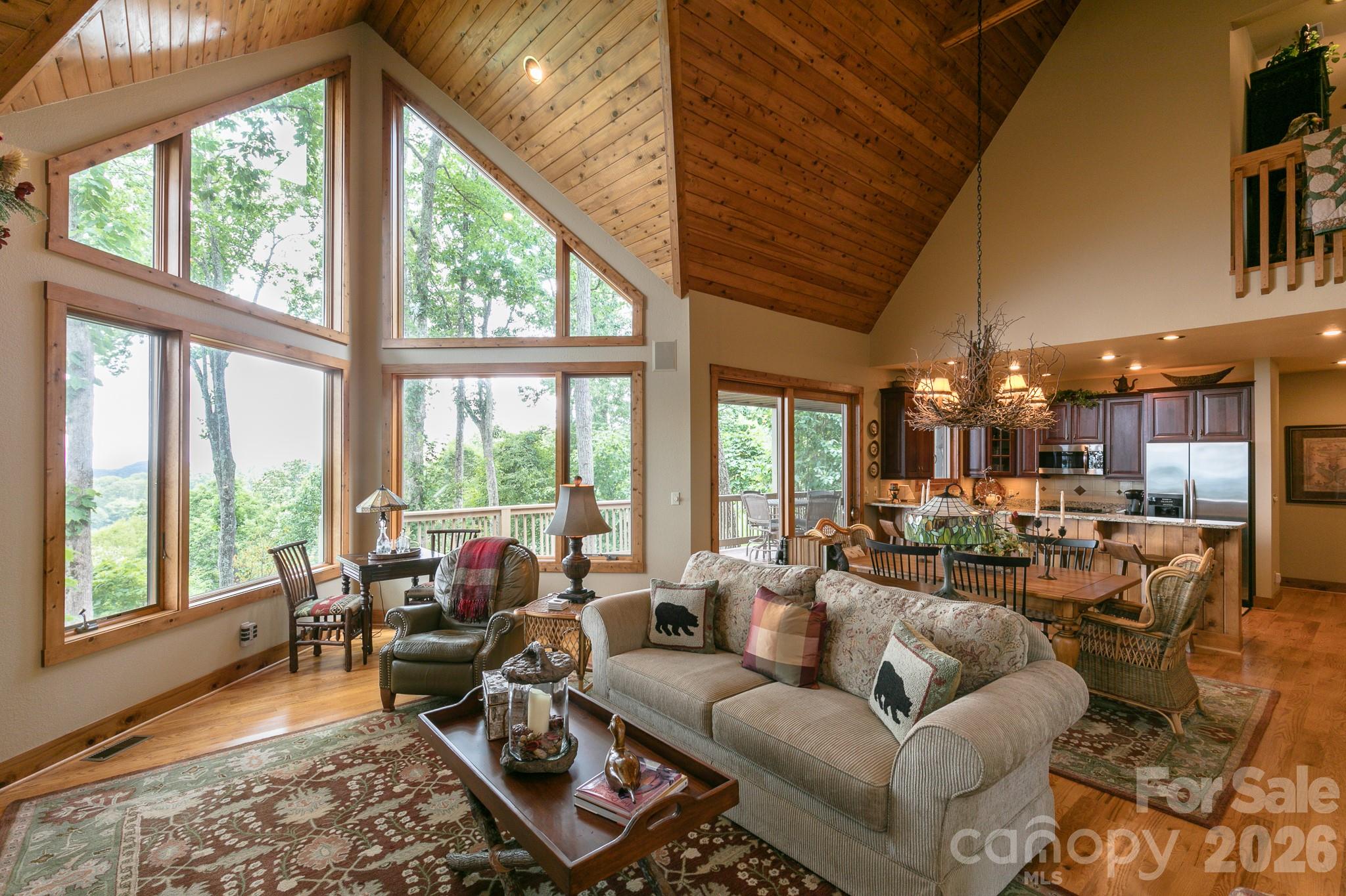 Single Family Residence at 456 Spring House Drive, Burnsville, photo 9 of 45