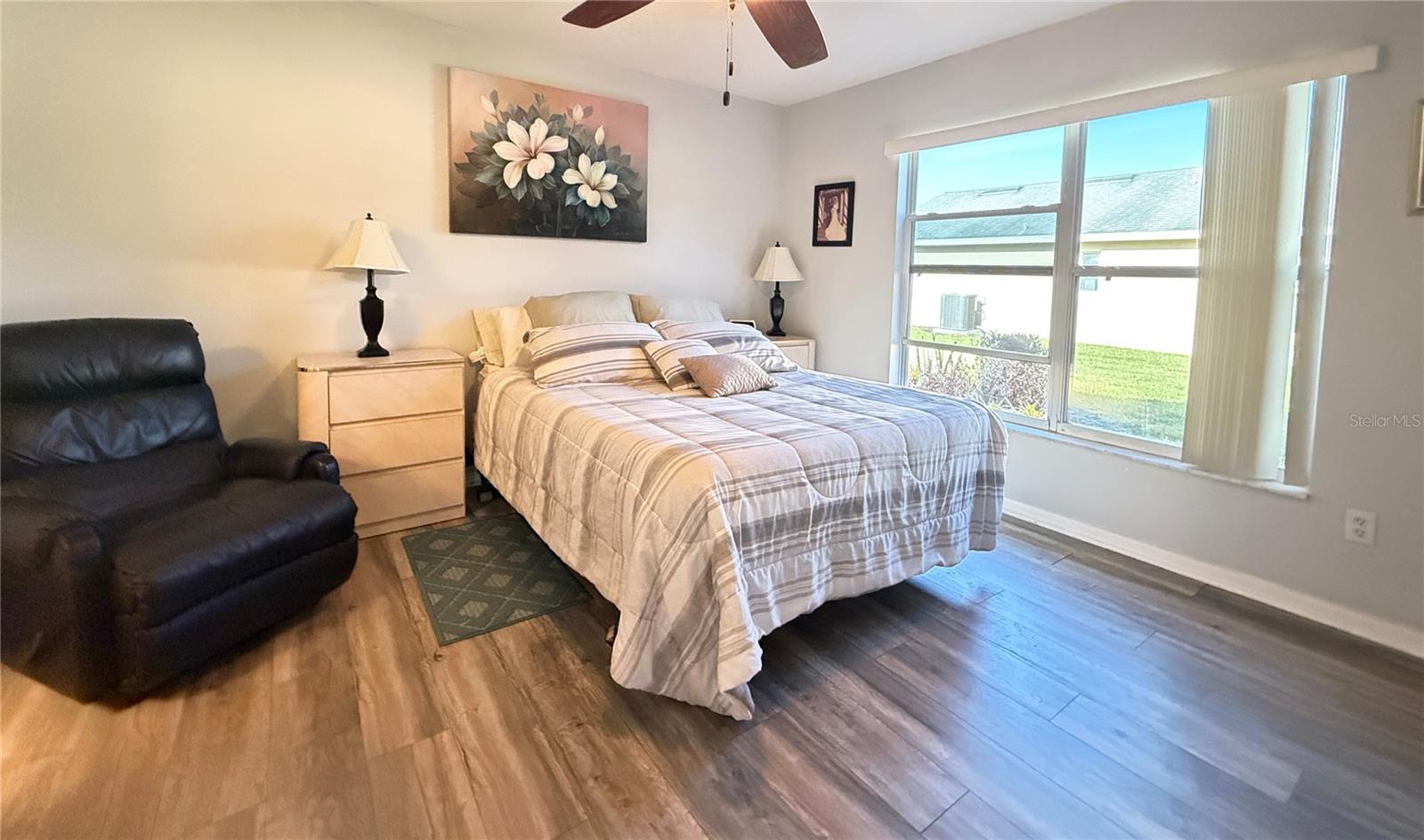 Primary Bedroom: Laminate Floor - 537 GRAND CANAL DR, POINCIANA