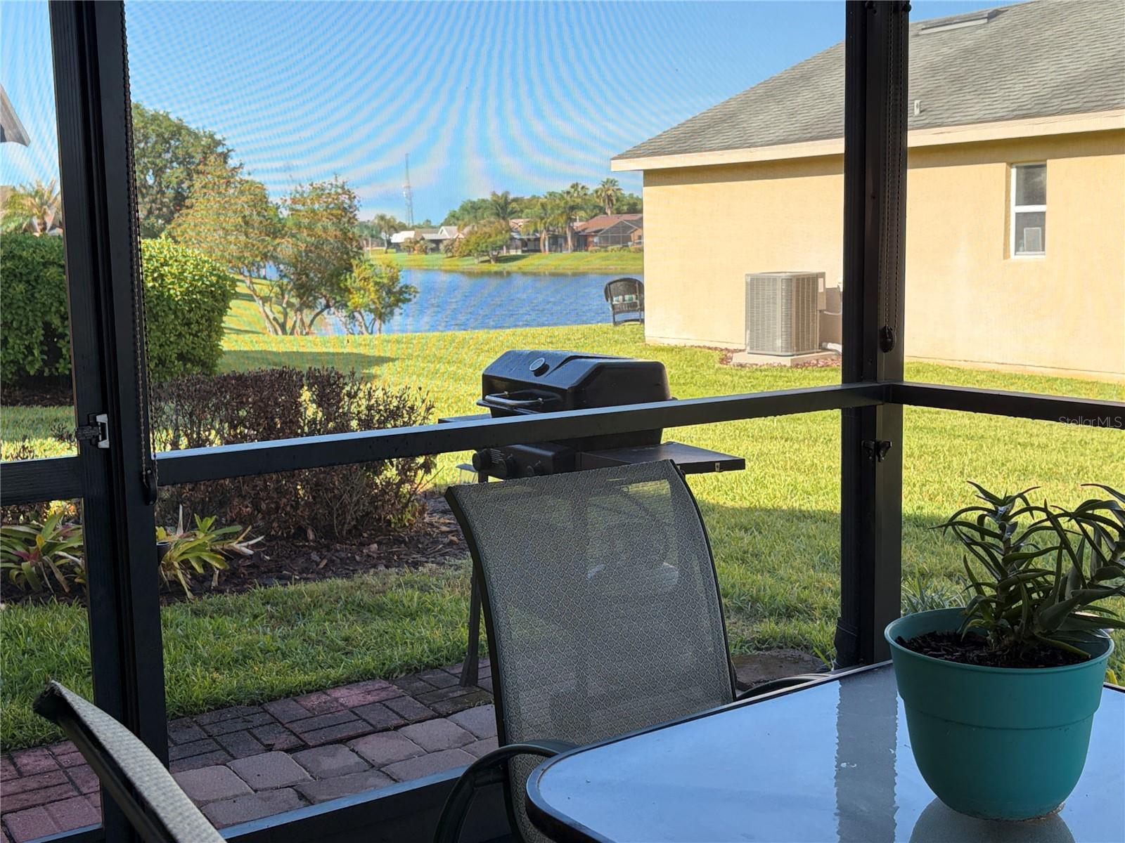 Water Views! - 537 GRAND CANAL DR, POINCIANA