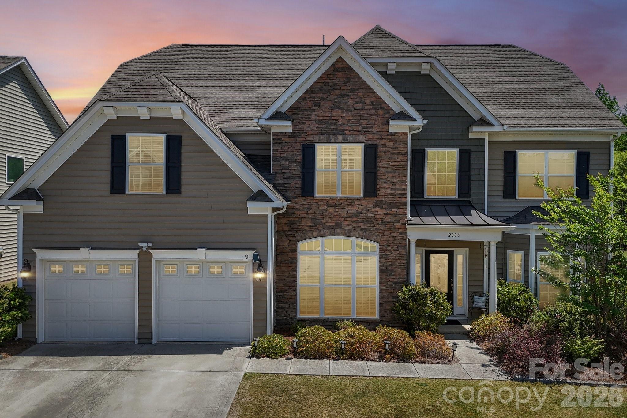 Single Family Residence at 2006 Topaz Plaza, Davidson, photo 2 of 37