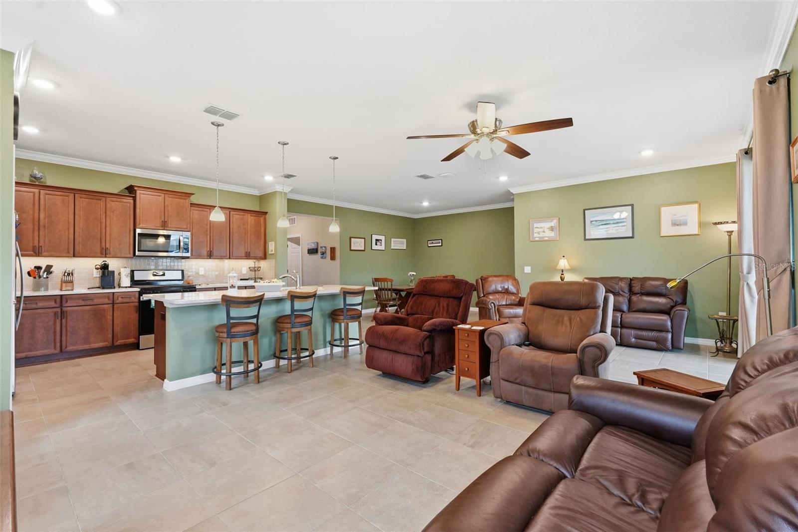 Single Family Residence at 9958 SW 97TH LN, OCALA, photo 5 of 47