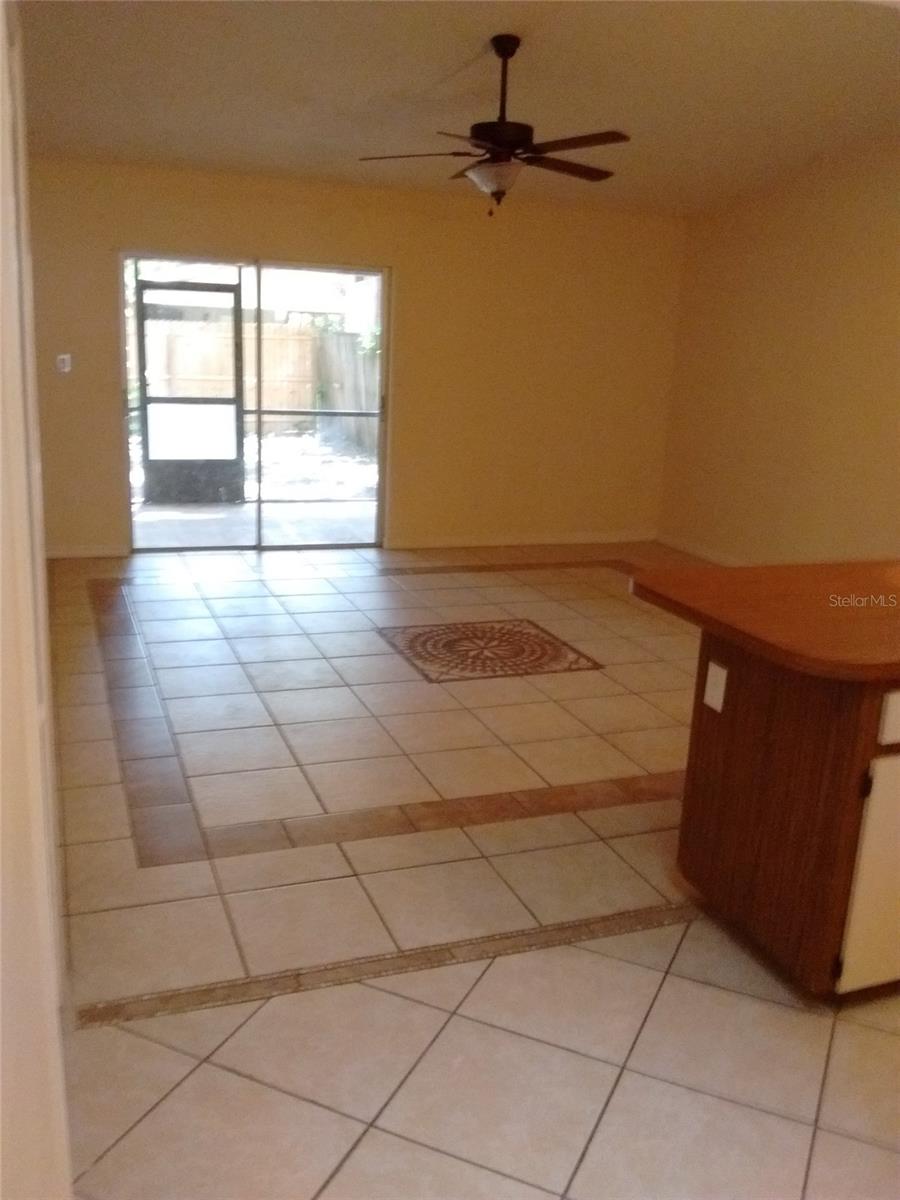 Half Duplex at 4033 ANNA DR, APOPKA, photo 6 of 13
