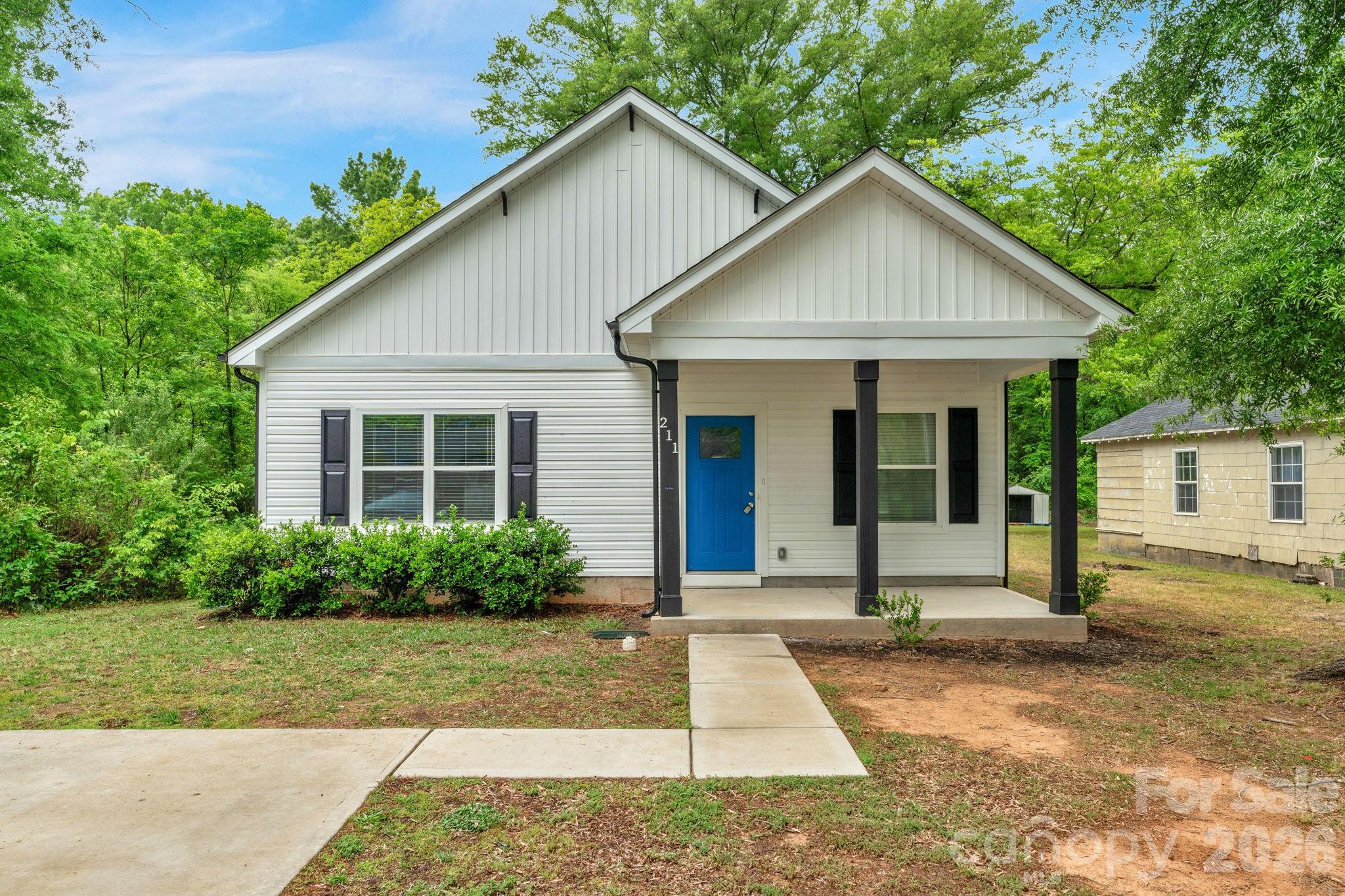 Covered Front Porch - 211 Baker Street, Rock Hill