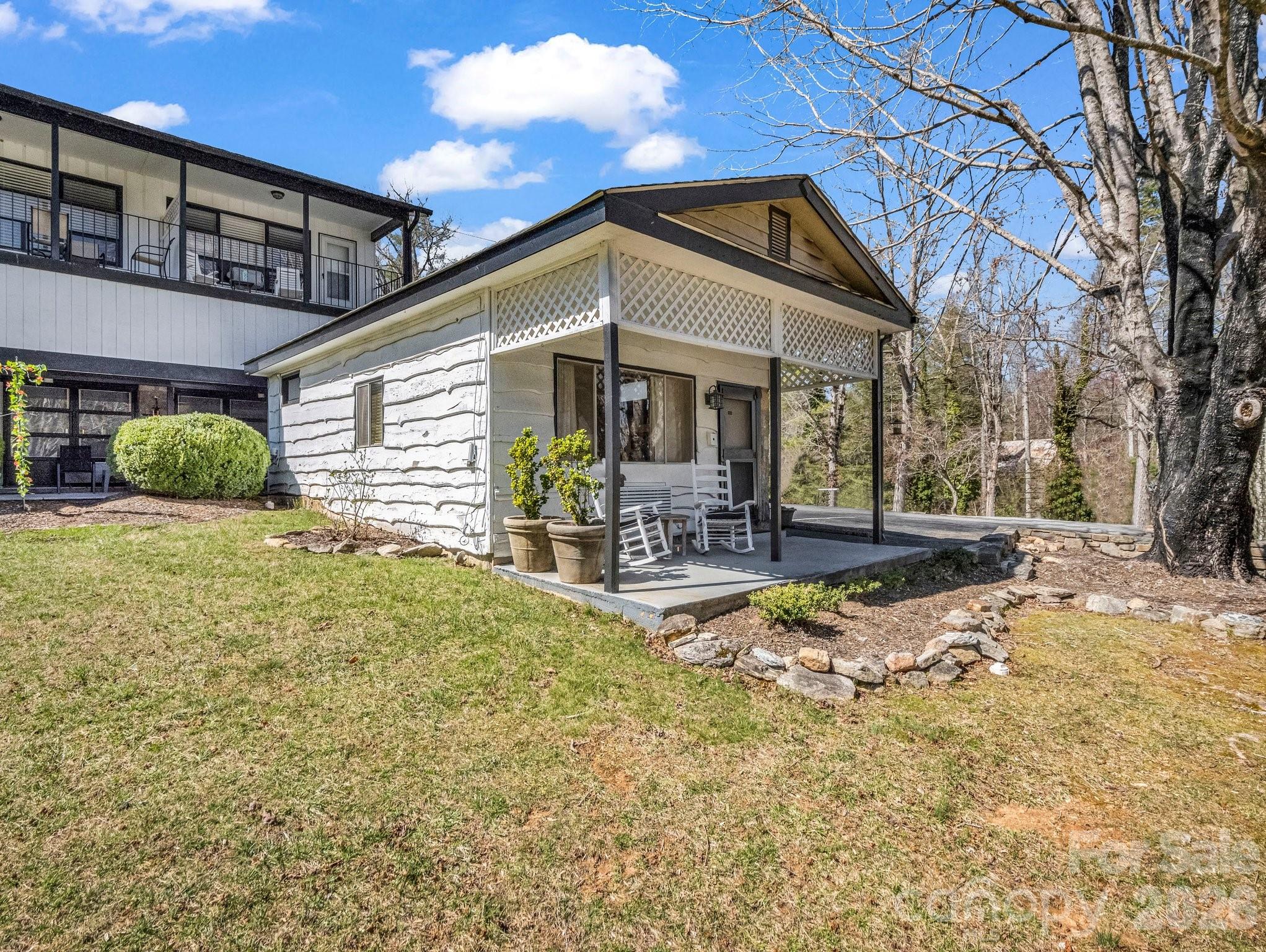 Rhodes Cottage - 140 Old Mill Road, Flat Rock