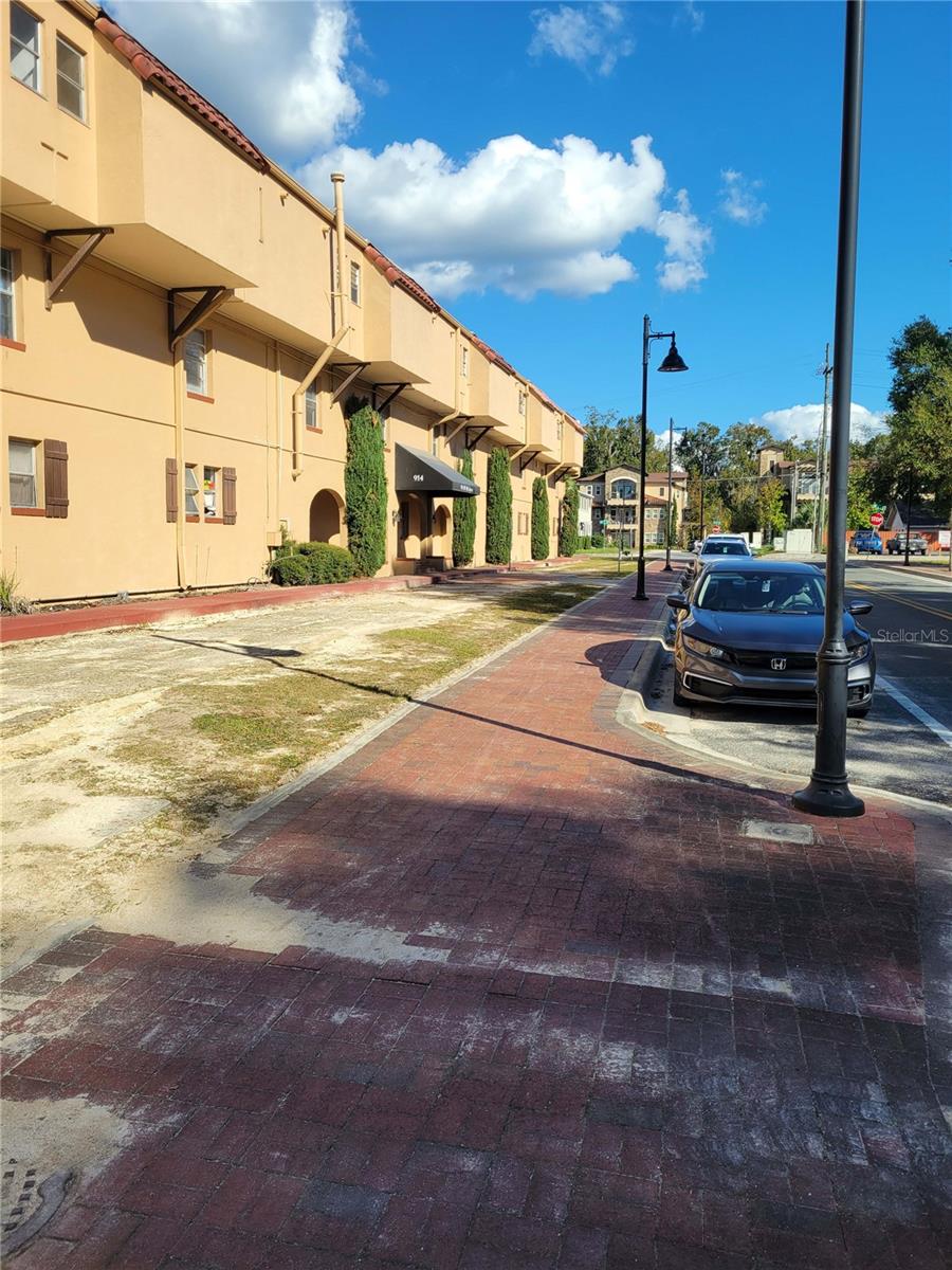 914 SW 8TH AVE #26
