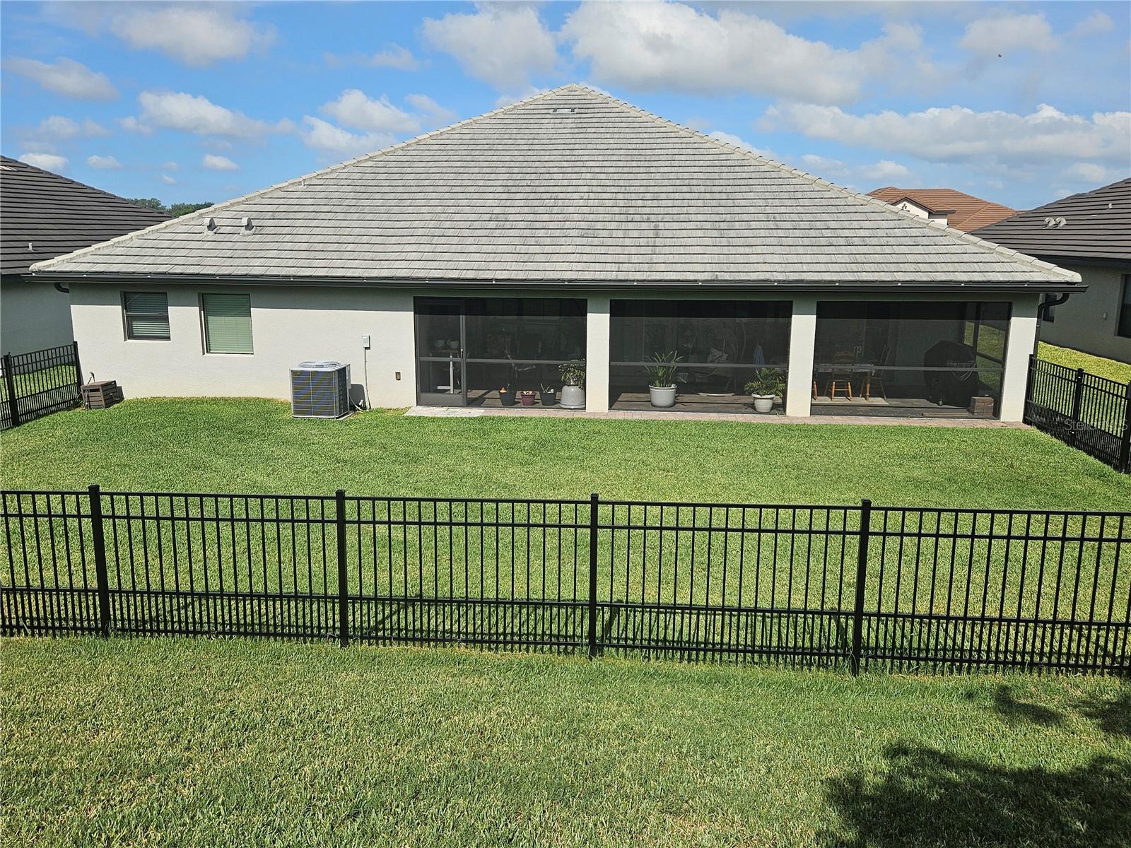 Back yard fence - 4222 JULIANA LAKE DR, AUBURNDALE