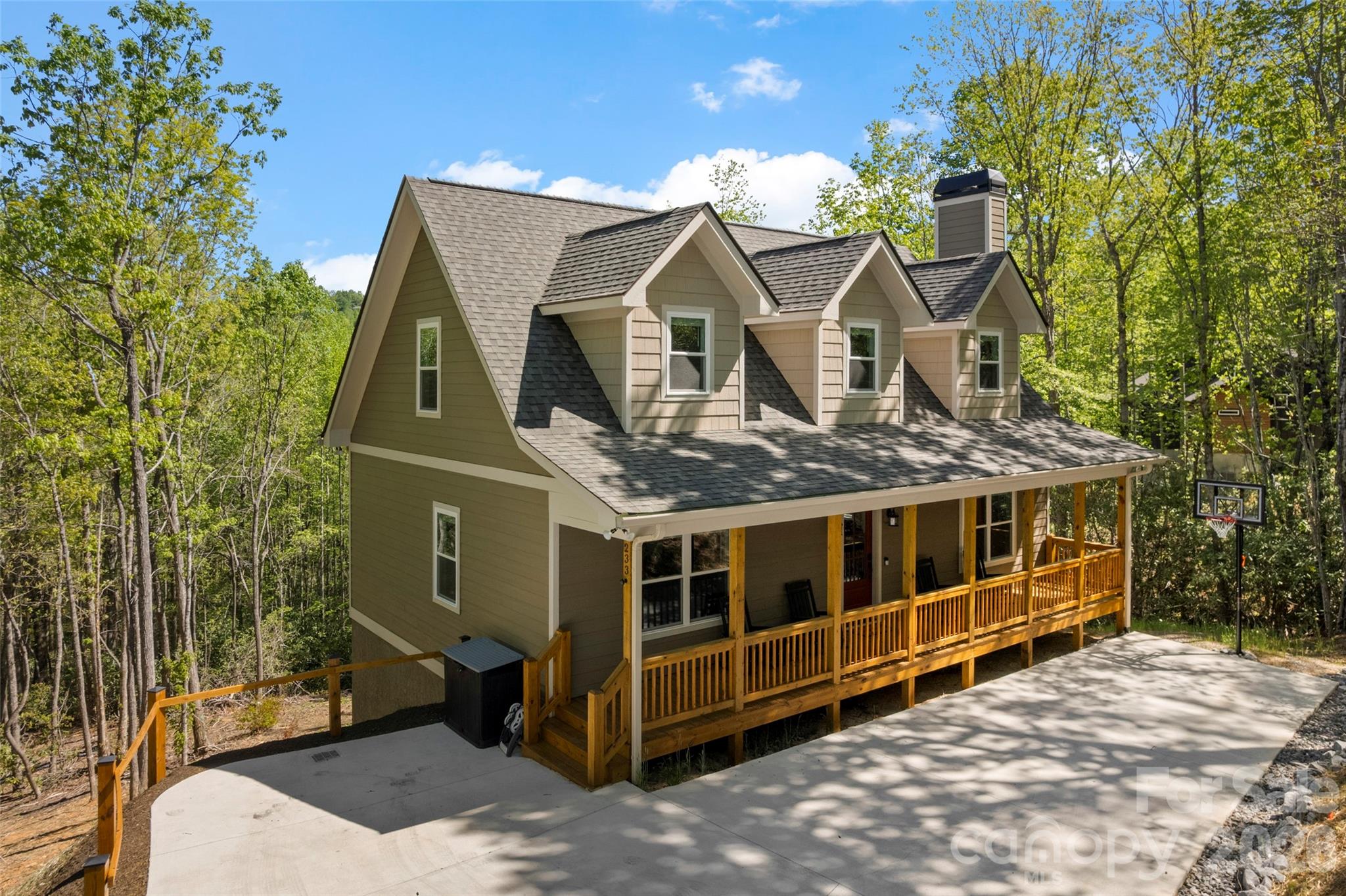 233 Arcadia Falls Way