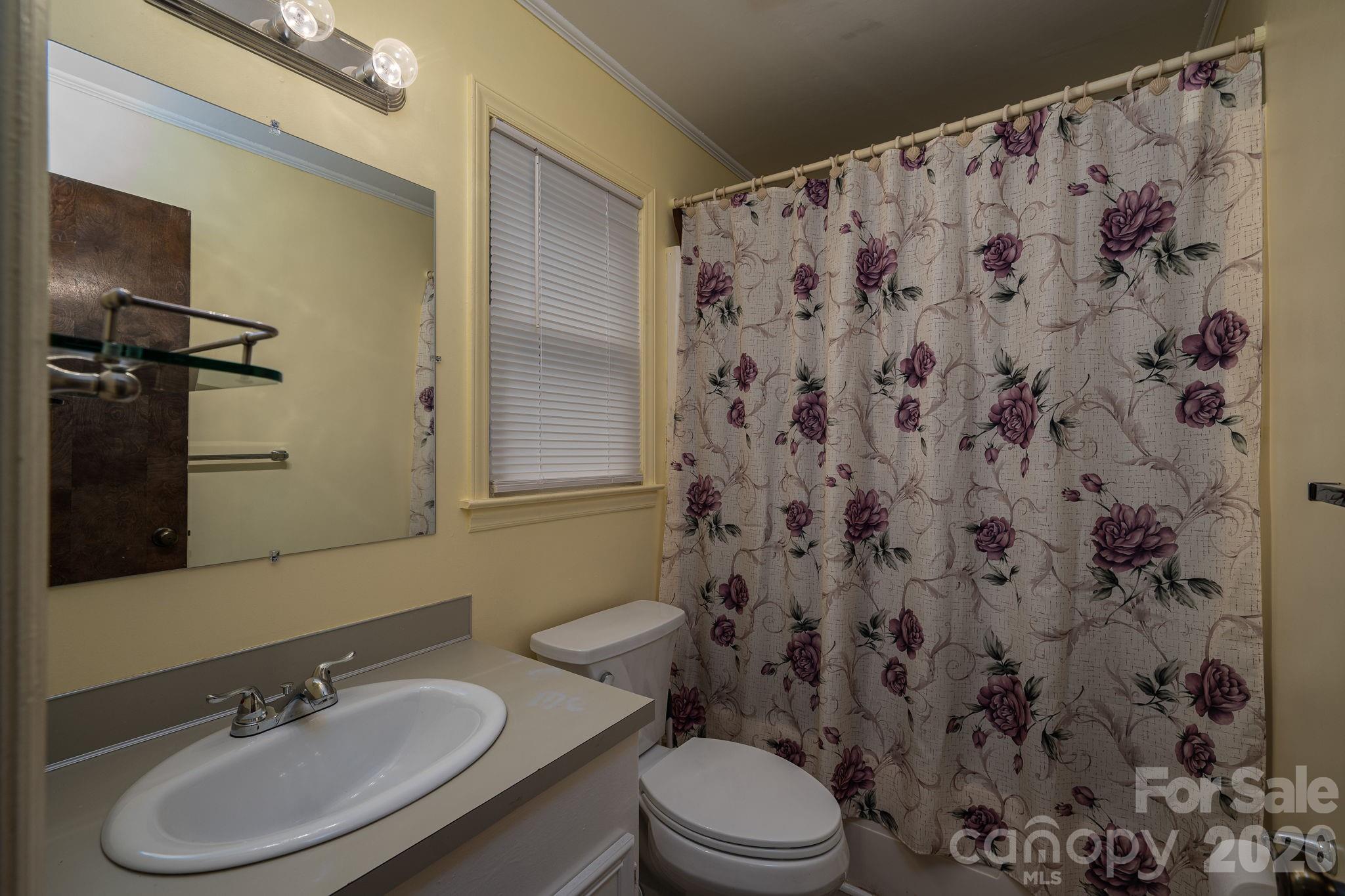 Single Family Residence at 1841 Oak Hollow Road, Gastonia, photo 15 of 25