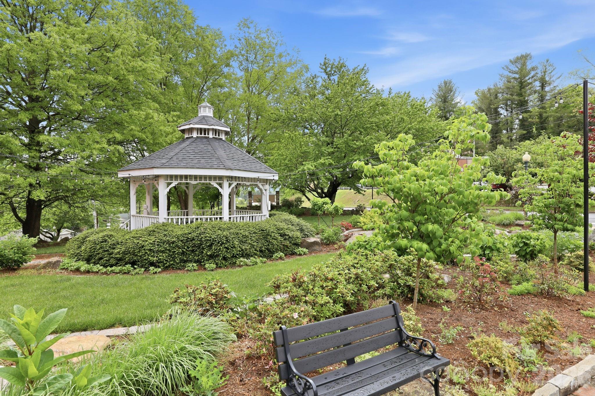 Sit a spell and contemplate the day. - 122 Running Deer Lane, Mars Hill