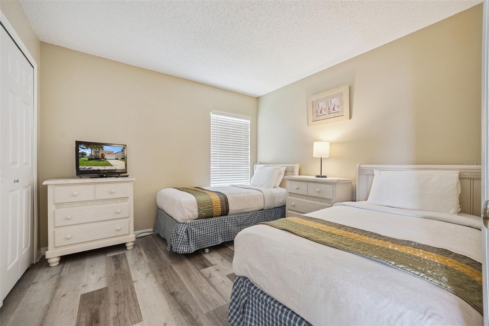 Single Family Residence at 8550 SUNRISE KEY DR, KISSIMMEE, photo 18 of 68