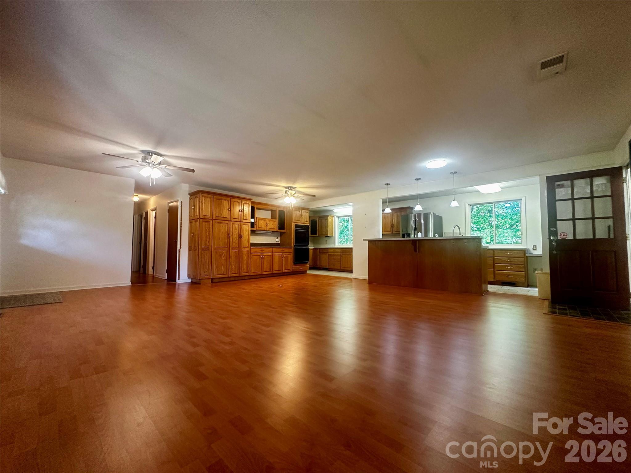 Single Family Residence at 263 Spring Shore Road, Statesville, photo 9 of 40
