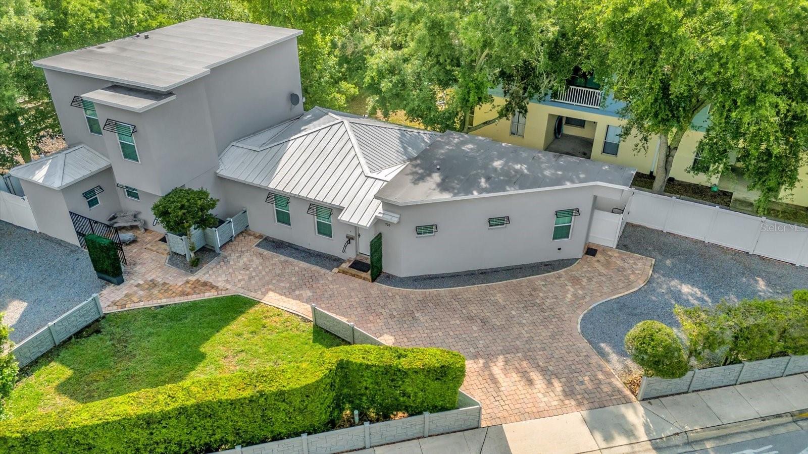 Duplex at 726/720 N PENNSYLVANIA AVE, WINTER PARK