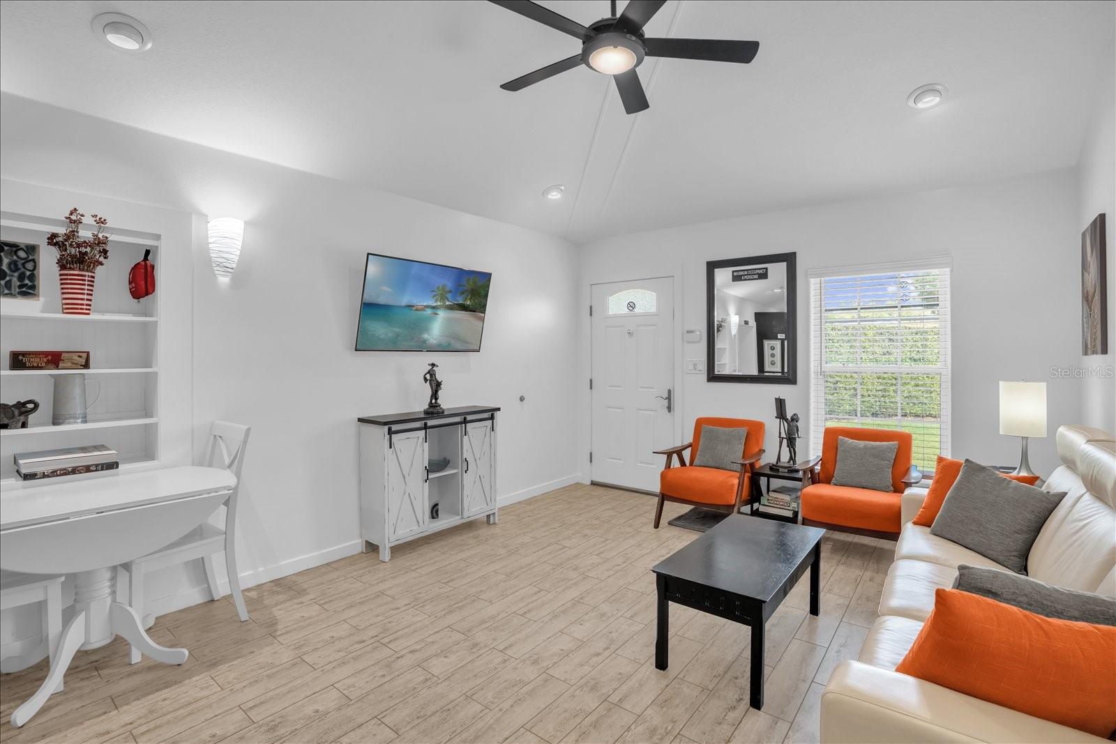 Duplex at 726/720 N PENNSYLVANIA AVE, WINTER PARK, photo 4 of 37