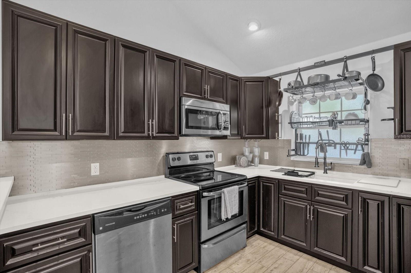 Duplex at 726/720 N PENNSYLVANIA AVE, WINTER PARK, photo 8 of 37