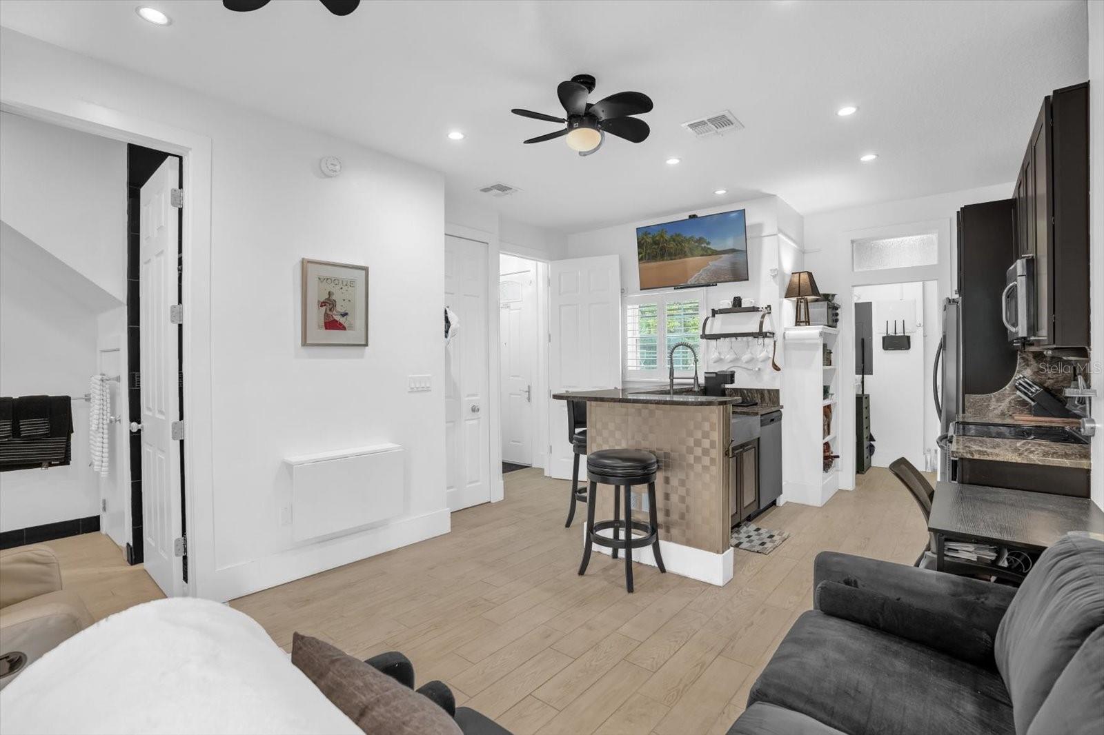 Duplex at 726/720 N PENNSYLVANIA AVE, WINTER PARK, photo 21 of 37