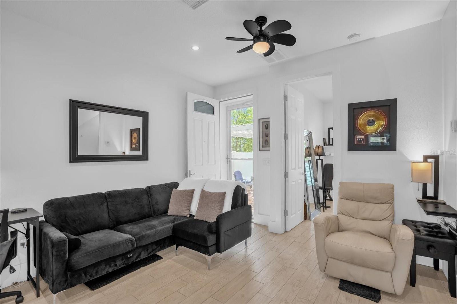 Duplex at 726/720 N PENNSYLVANIA AVE, WINTER PARK, photo 24 of 37