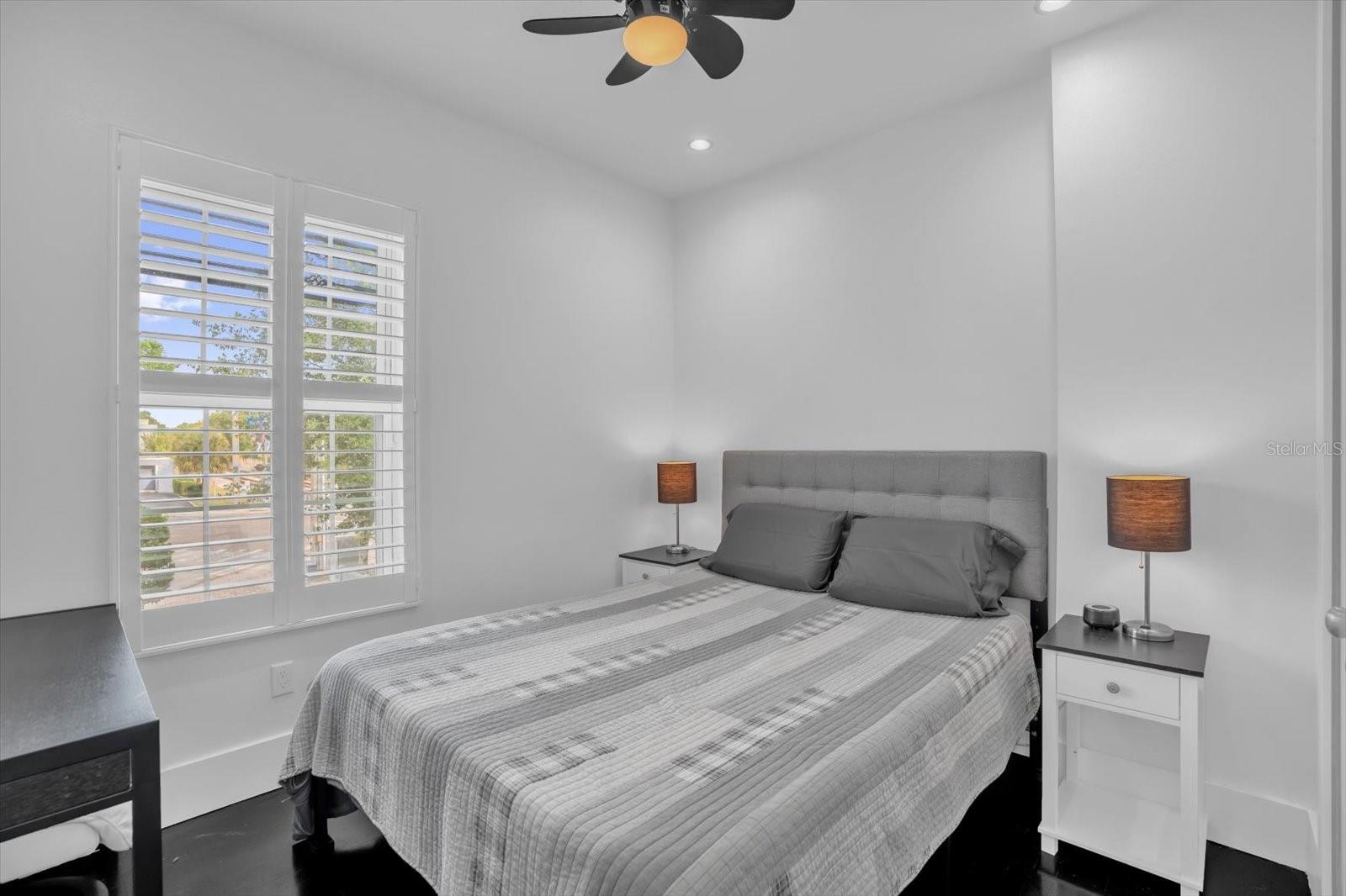 Duplex at 726/720 N PENNSYLVANIA AVE, WINTER PARK, photo 32 of 37