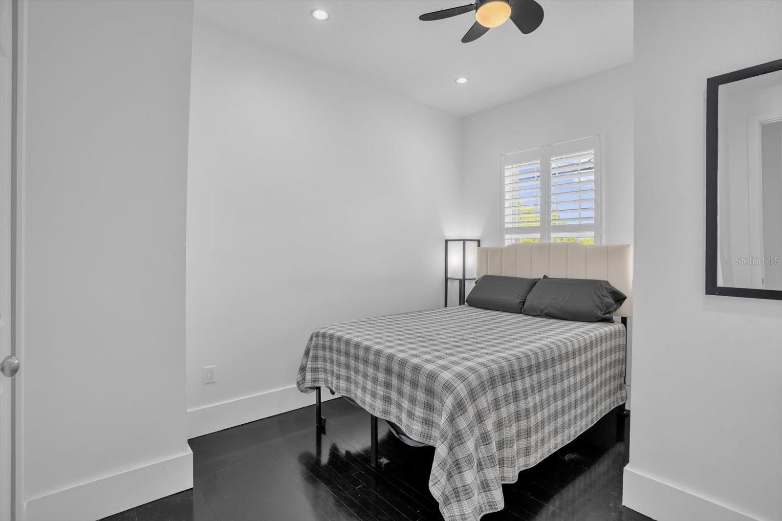 Duplex at 726/720 N PENNSYLVANIA AVE, WINTER PARK, photo 34 of 37