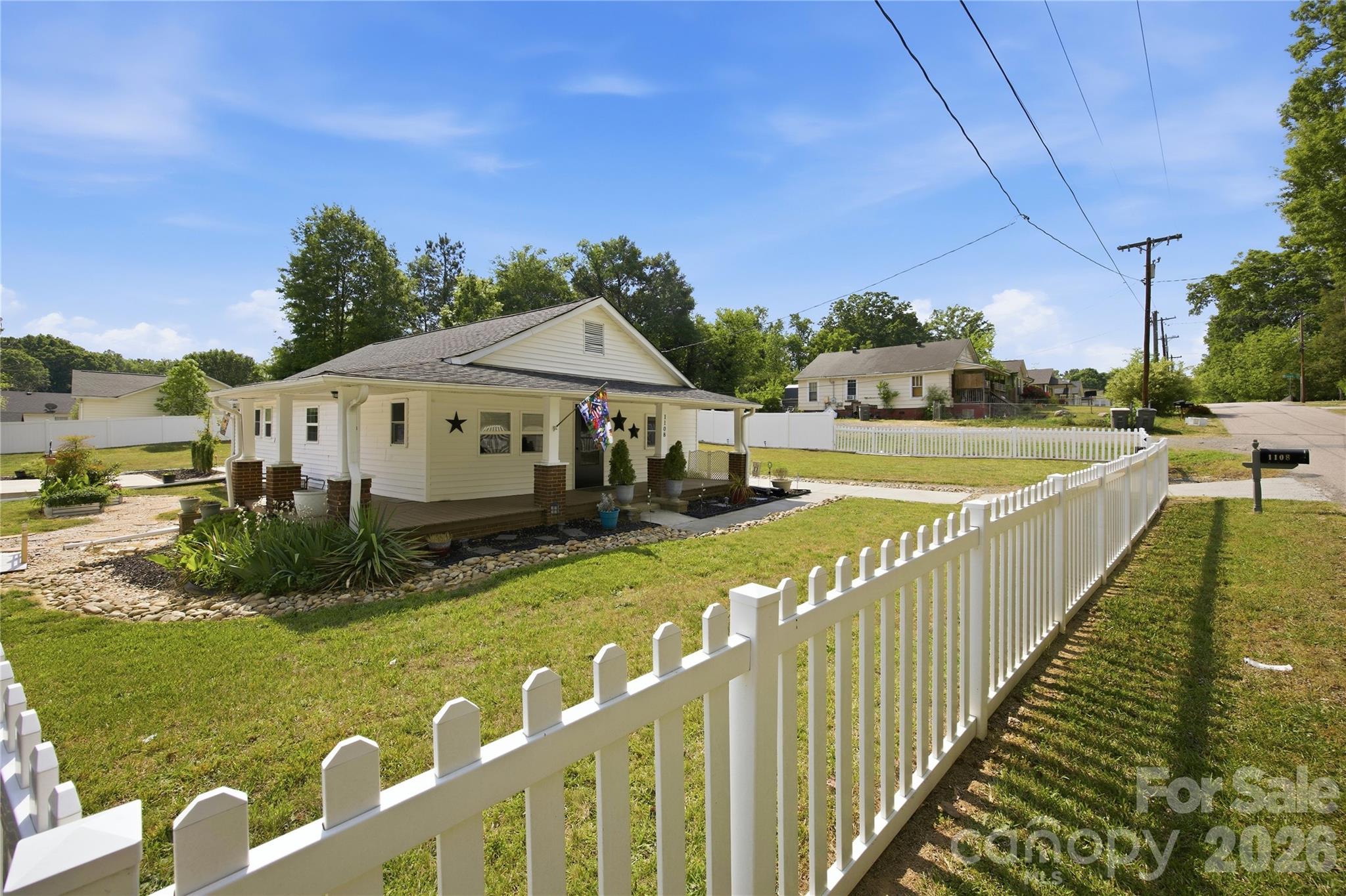 Fully Fenced Yard - 1108 Skyland Street, Kannapolis
