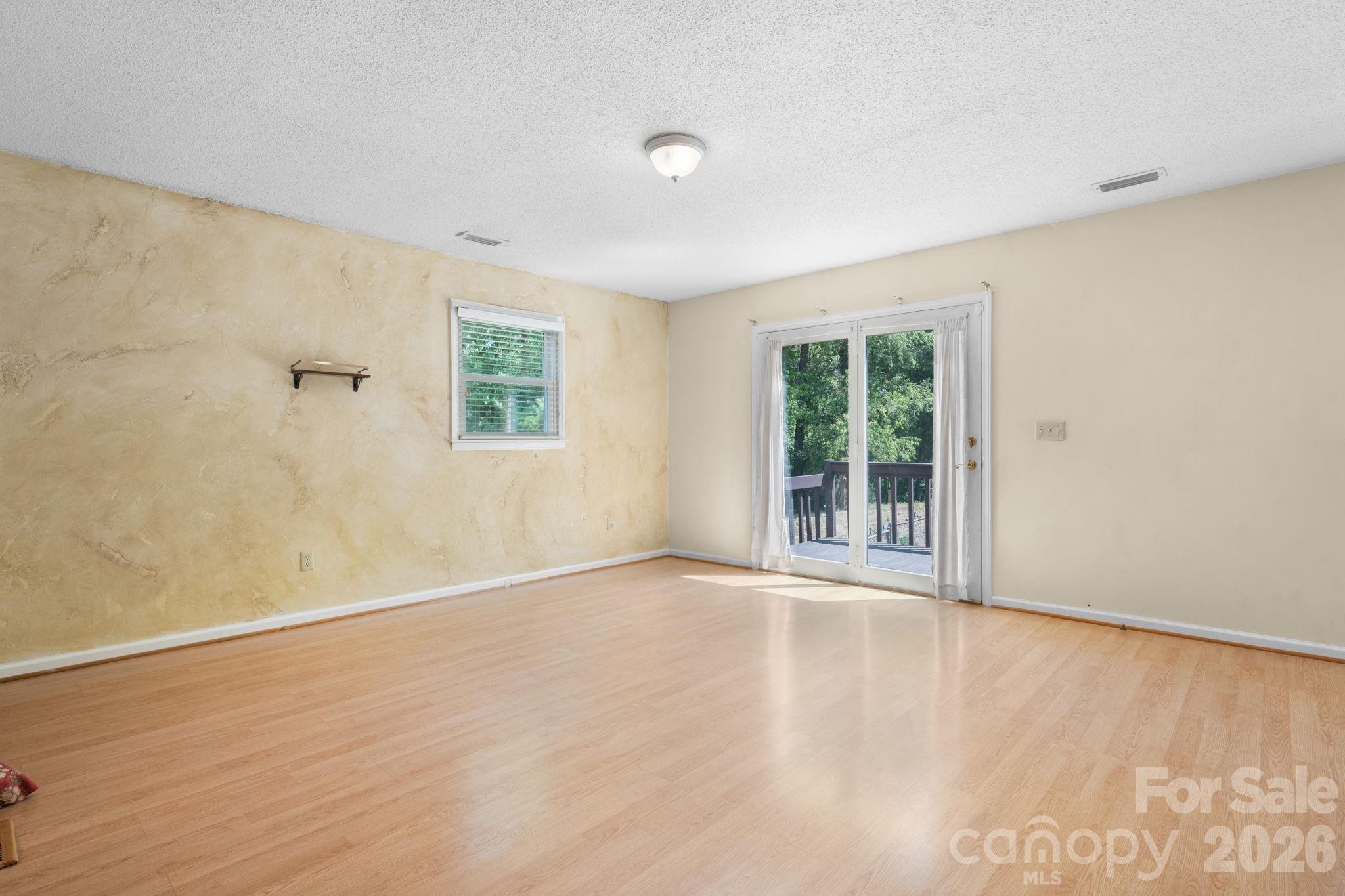 Single Family Residence at 2113 White Pine Drive, Granite Falls, photo 12 of 30
