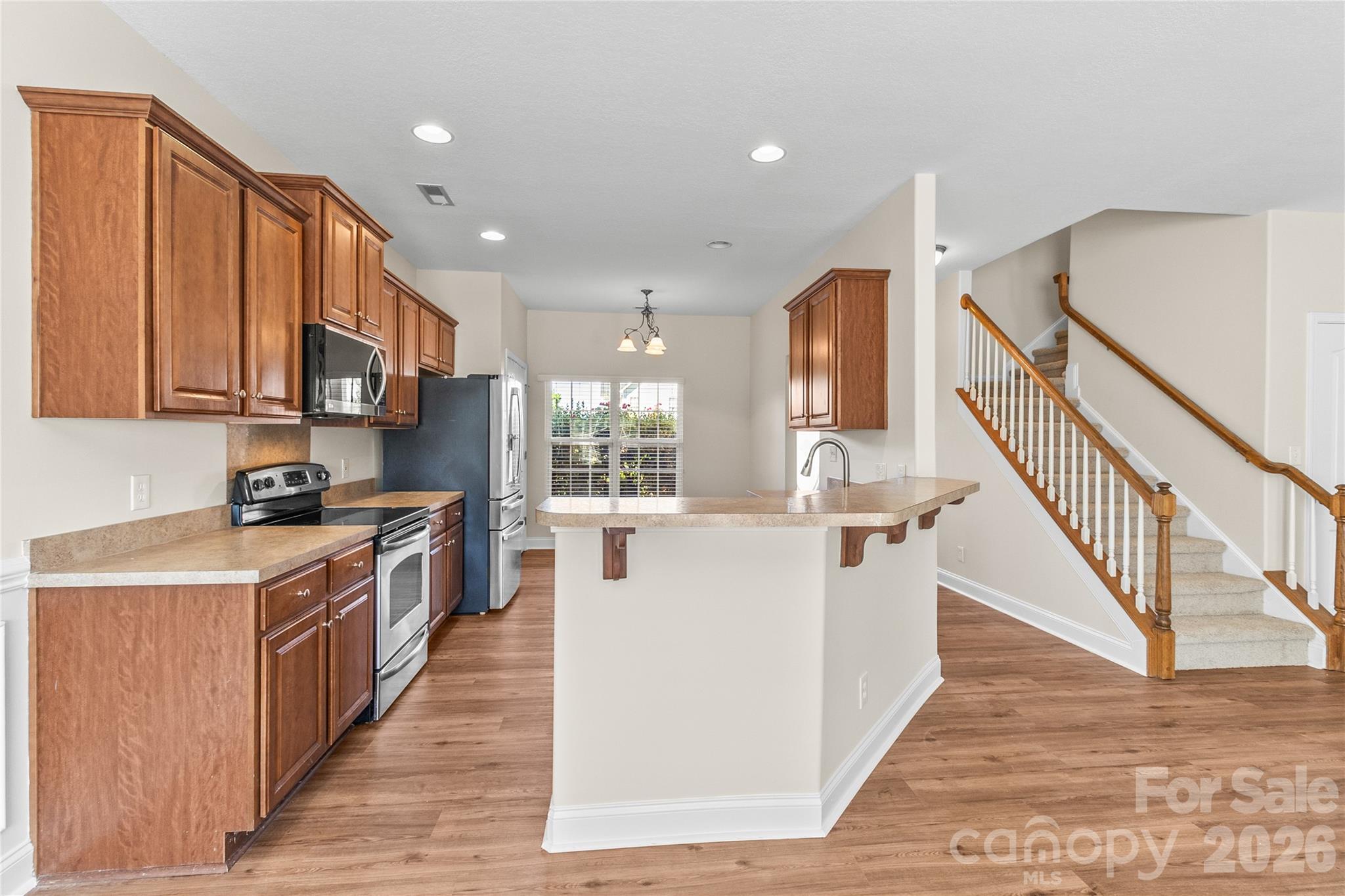 Single Family Residence at 1758 Newland Road, Denver, photo 7 of 46