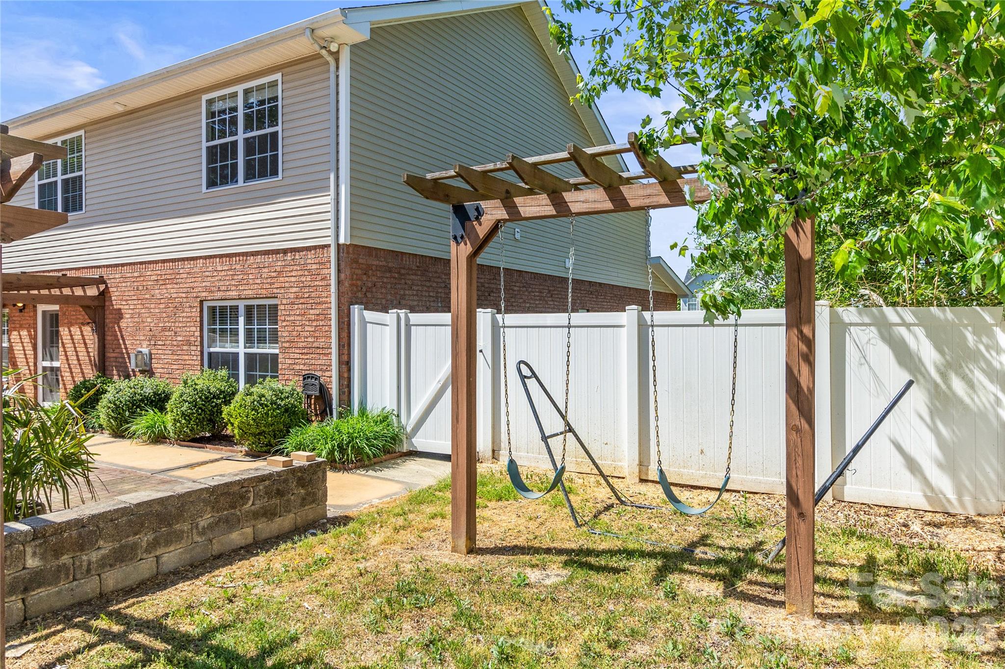 Single Family Residence at 1758 Newland Road, Denver, photo 38 of 46