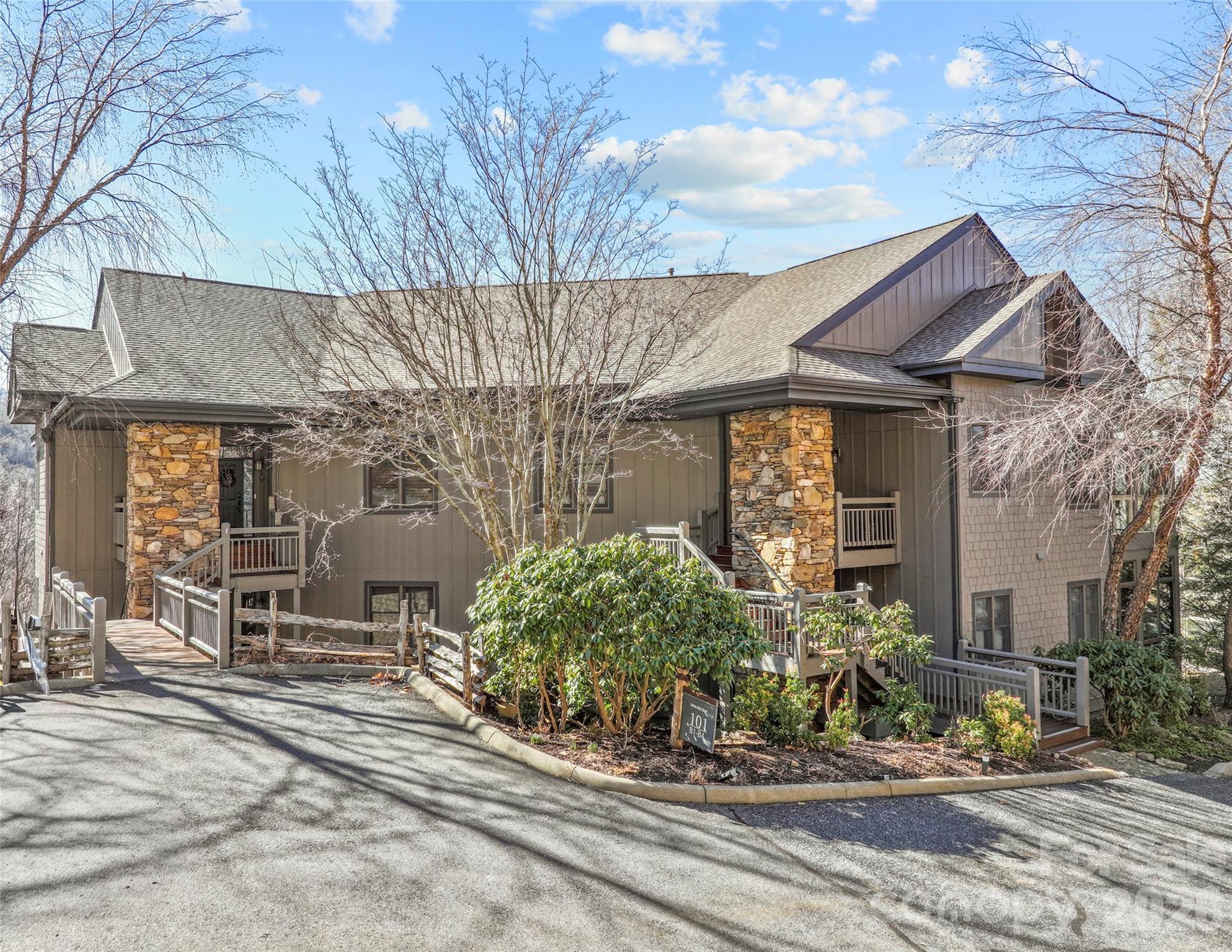 Condominium at 101 Spring Rock Road, Burnsville, photo 33 of 37