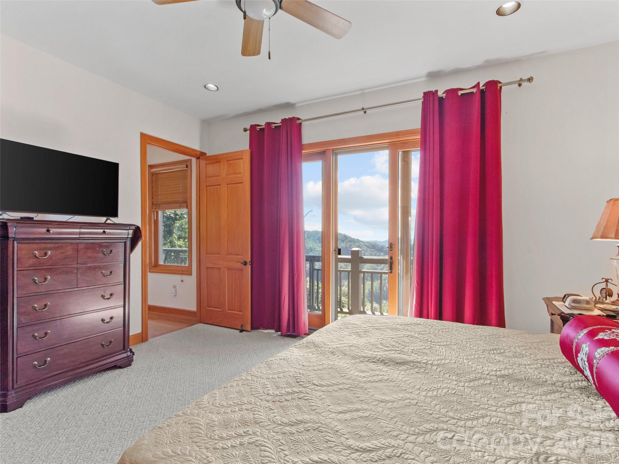 Condominium at 101 Spring Rock Road, Burnsville, photo 21 of 37