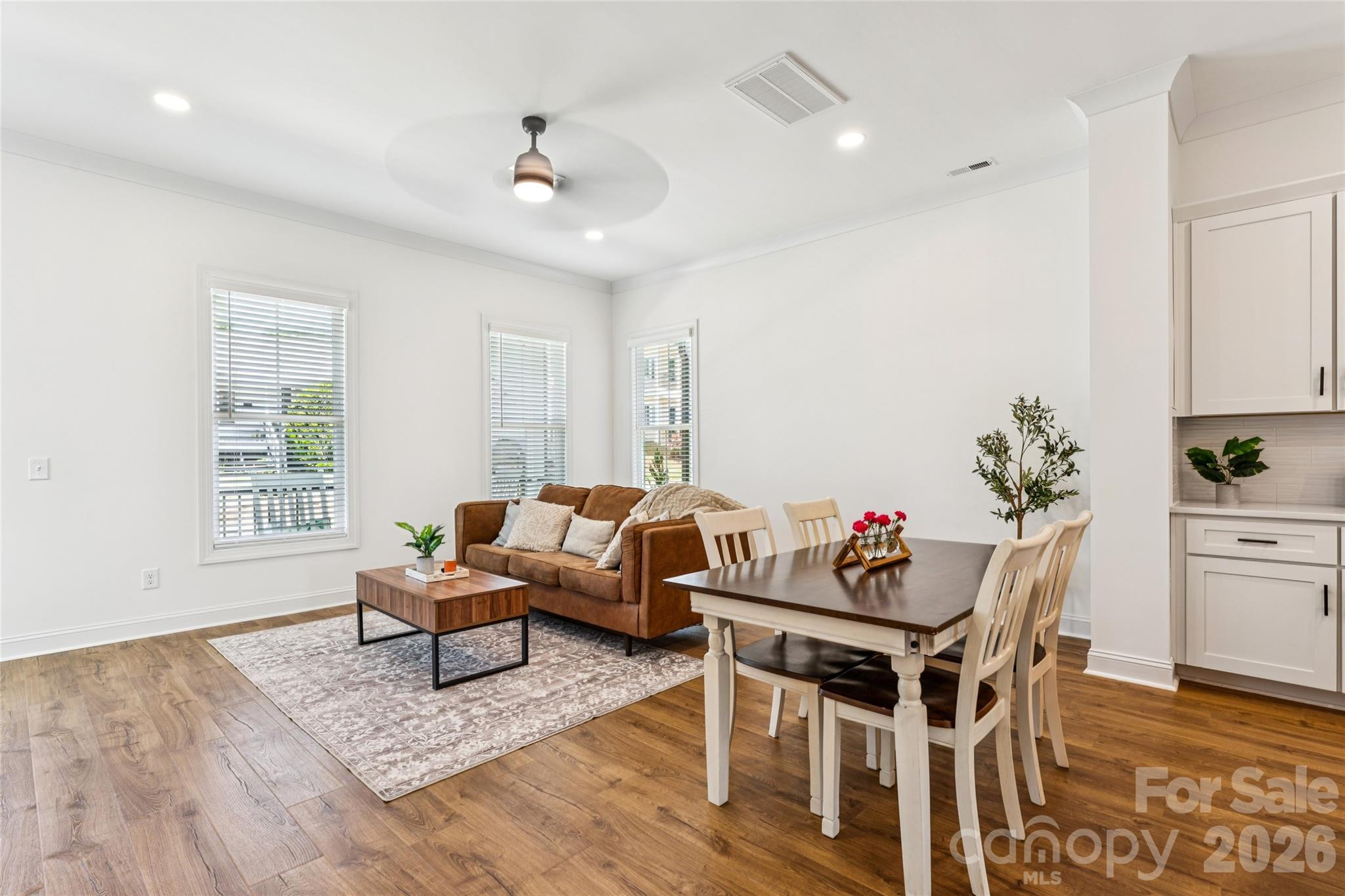 Versatile open concept space - 5820 Pittmon Lane, Kannapolis