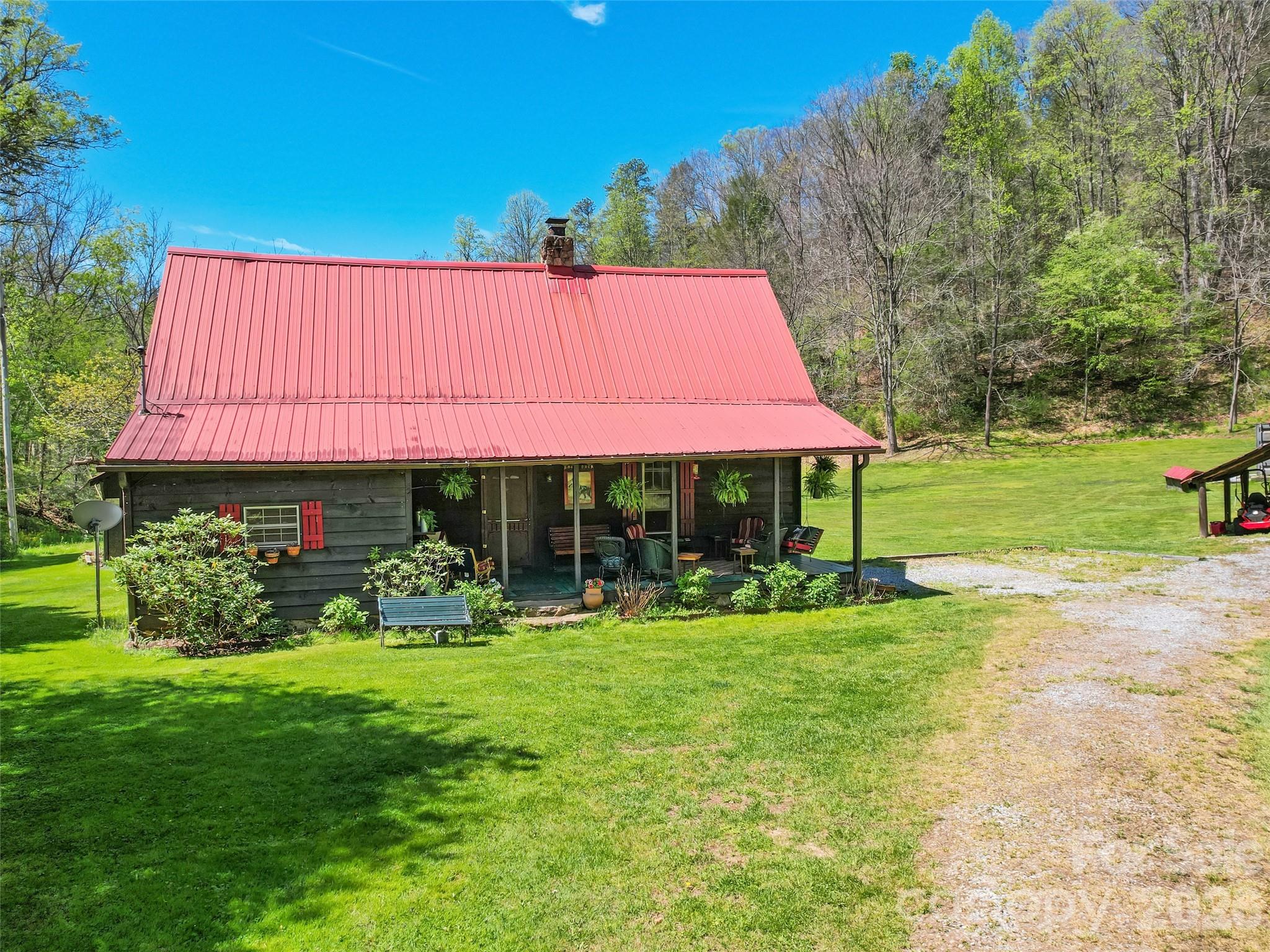 Single Family Residence at 647 Indian Springs Road, Clyde, photo 7 of 33