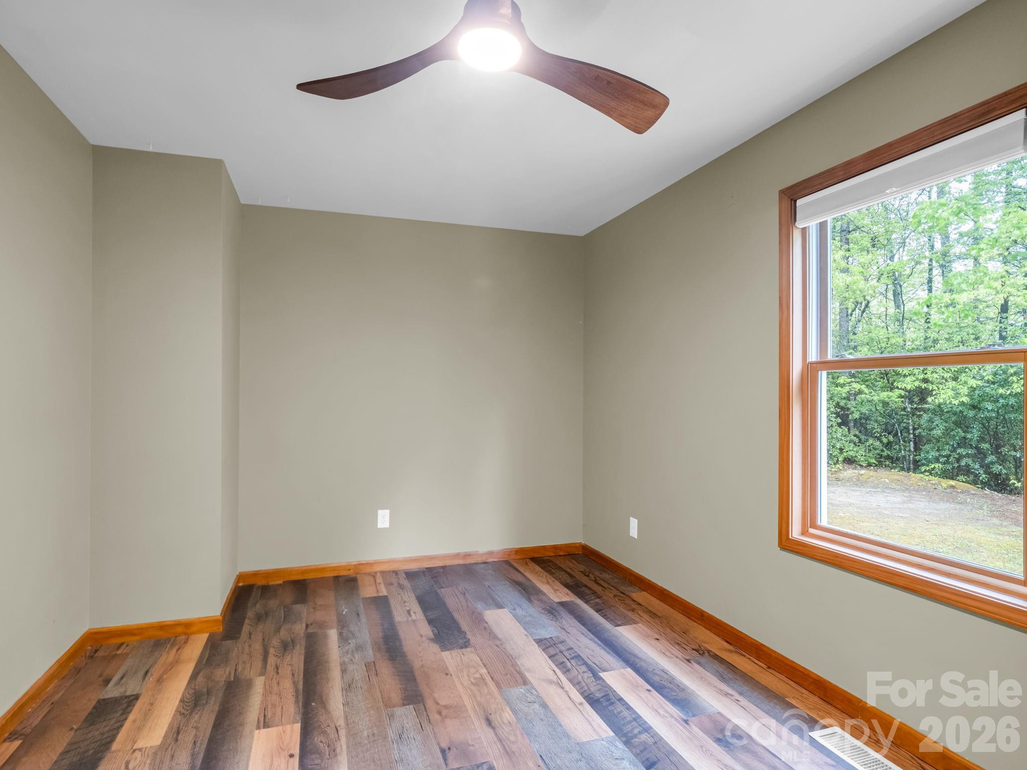 Single Family Residence at 180 Canaday Drive, Brevard, photo 16 of 44