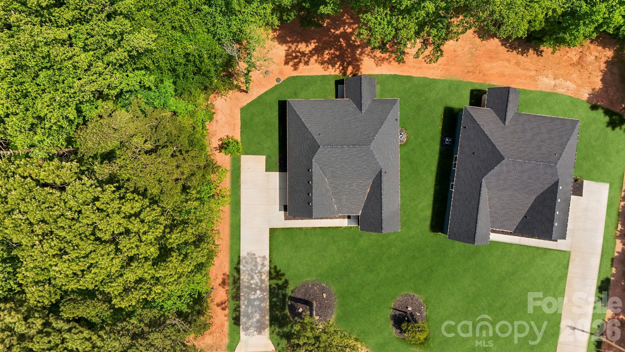 Single Family Residence at 11932 Crabapple Lane, Huntersville, photo 5 of 40