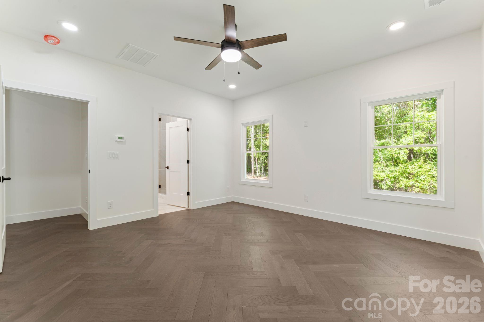 Single Family Residence at 11932 Crabapple Lane, Huntersville, photo 8 of 40