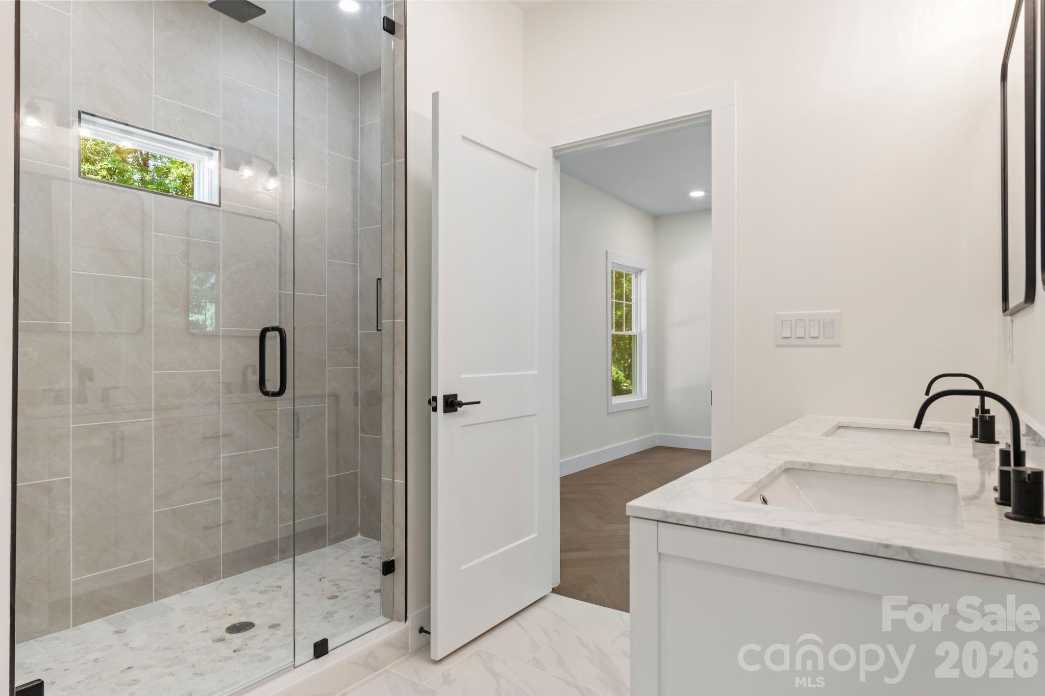 primary ensuite - 11932 Crabapple Lane, Huntersville