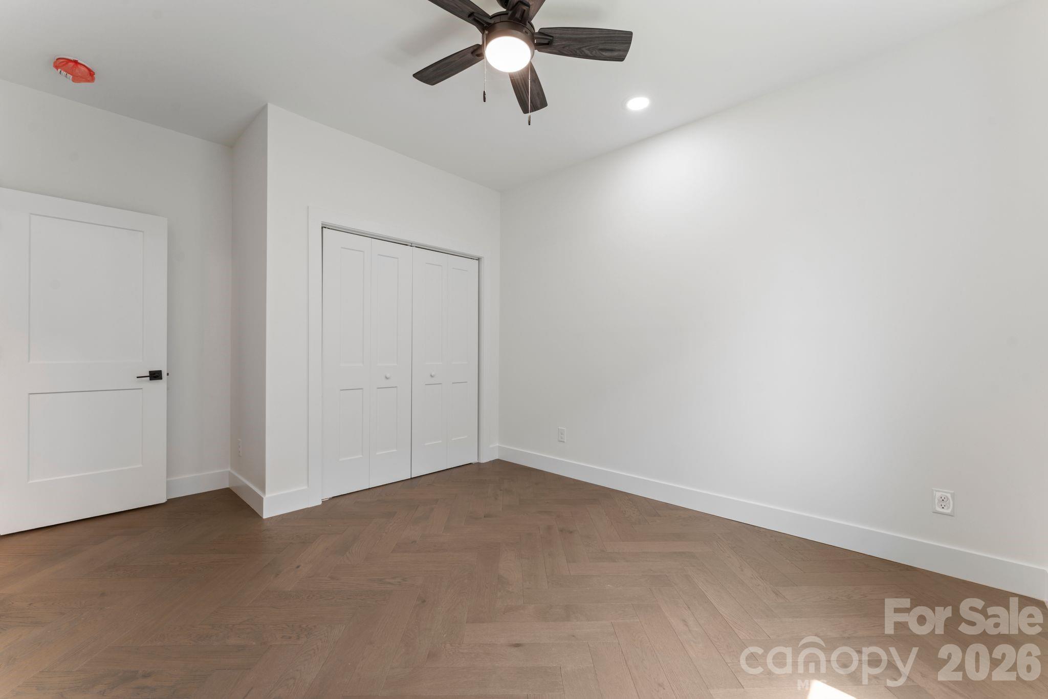 Single Family Residence at 11932 Crabapple Lane, Huntersville, photo 17 of 40