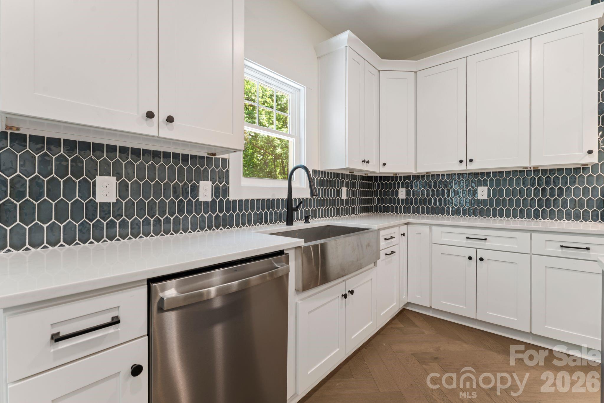 Single Family Residence at 11932 Crabapple Lane, Huntersville, photo 21 of 40