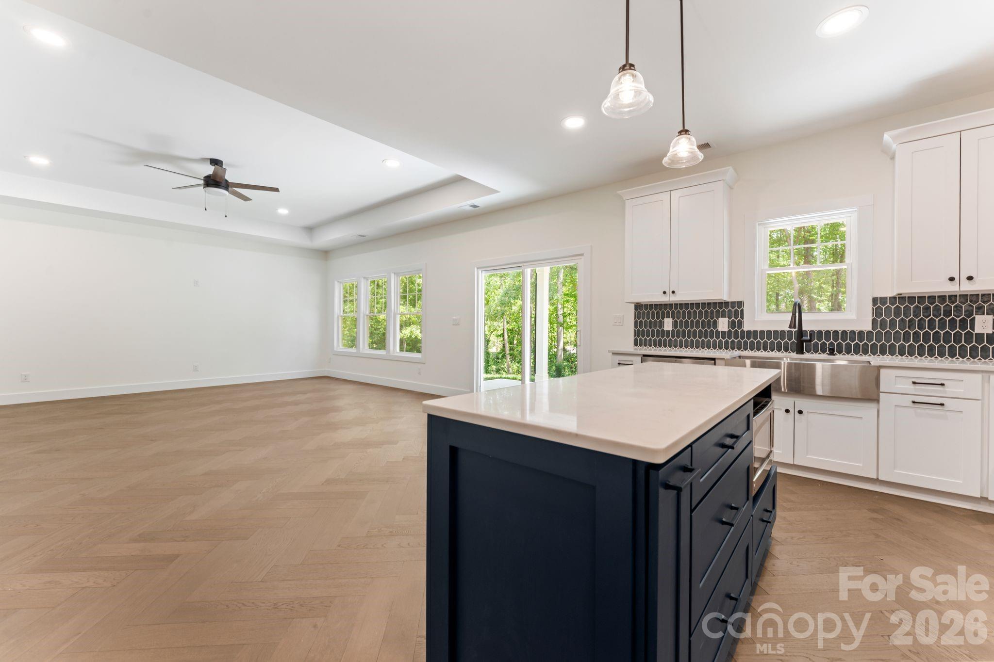 Single Family Residence at 11932 Crabapple Lane, Huntersville, photo 22 of 40
