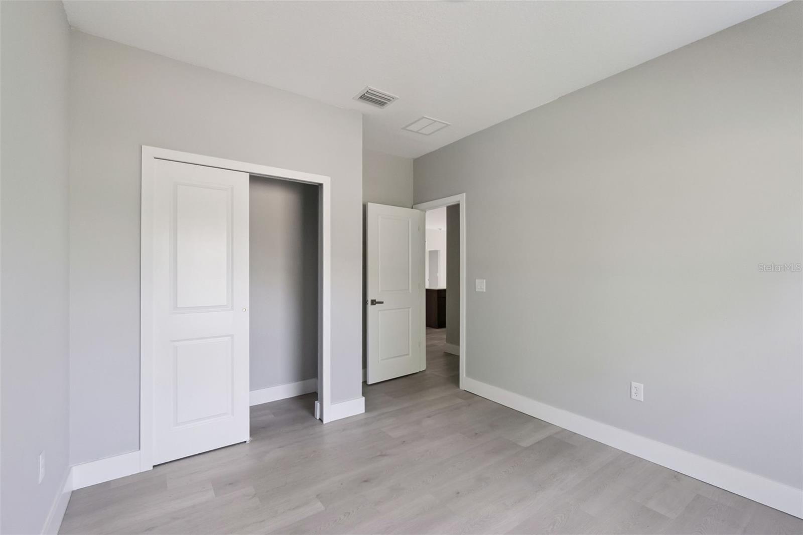 Single Family Residence at 397 NORTH BLVD W, DAVENPORT, photo 9 of 35