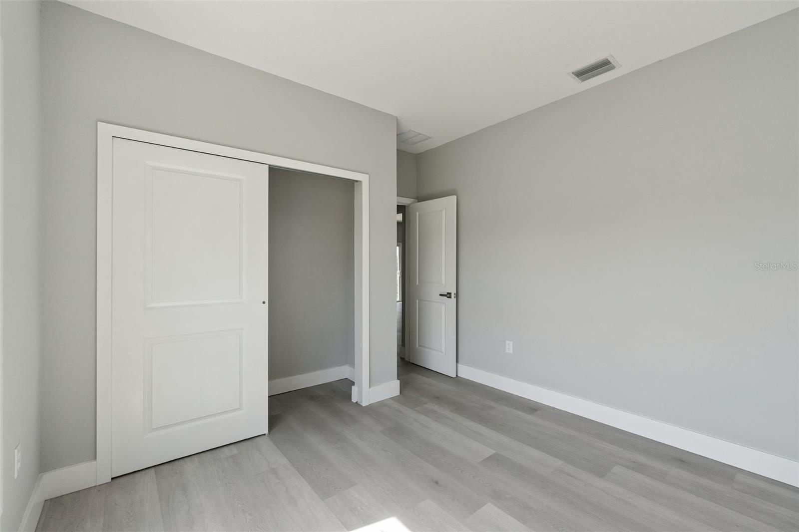 Single Family Residence at 397 NORTH BLVD W, DAVENPORT, photo 25 of 35