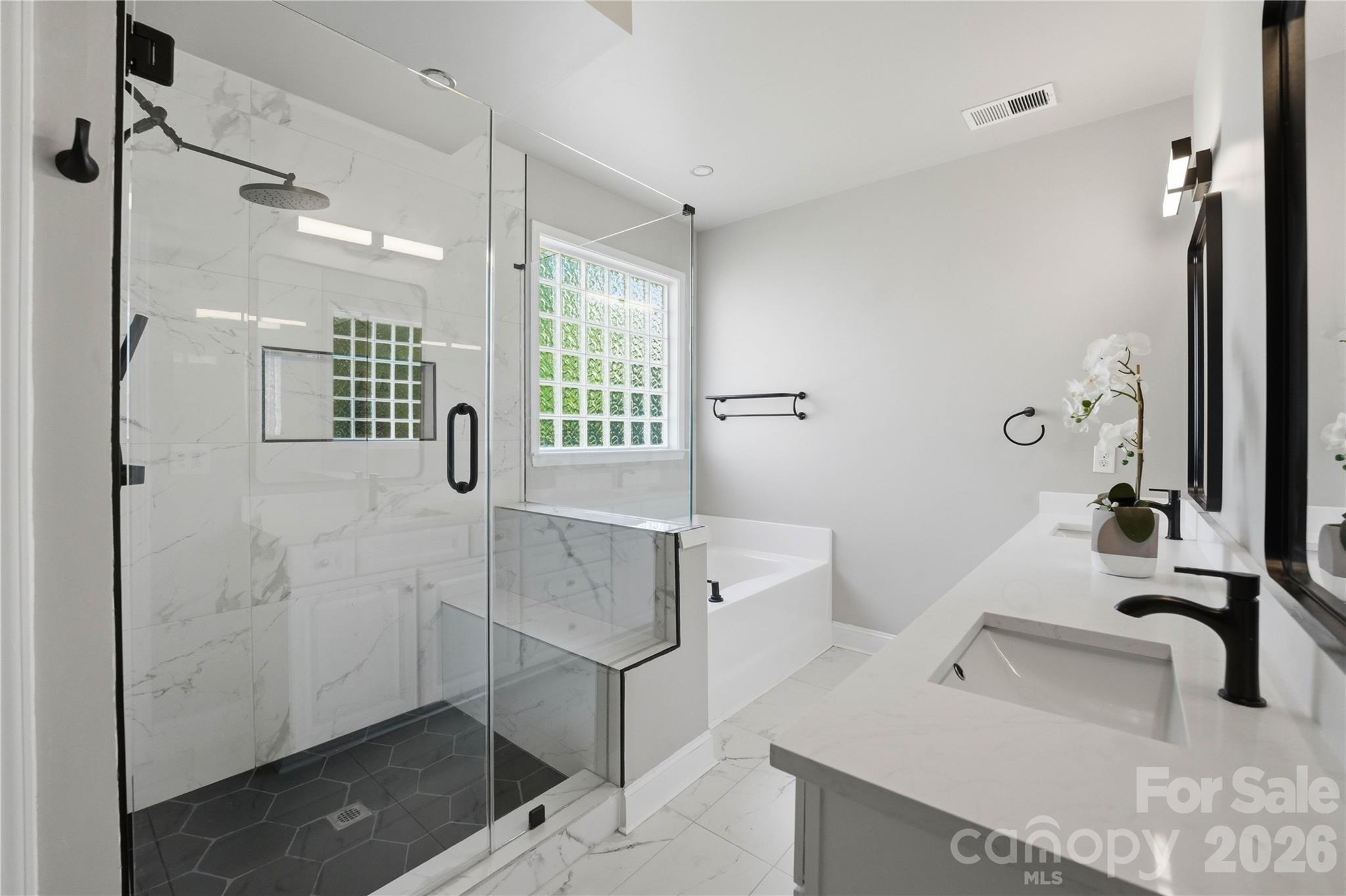 Primary updated bathroom - 5068 Gladiola Way, Tega Cay