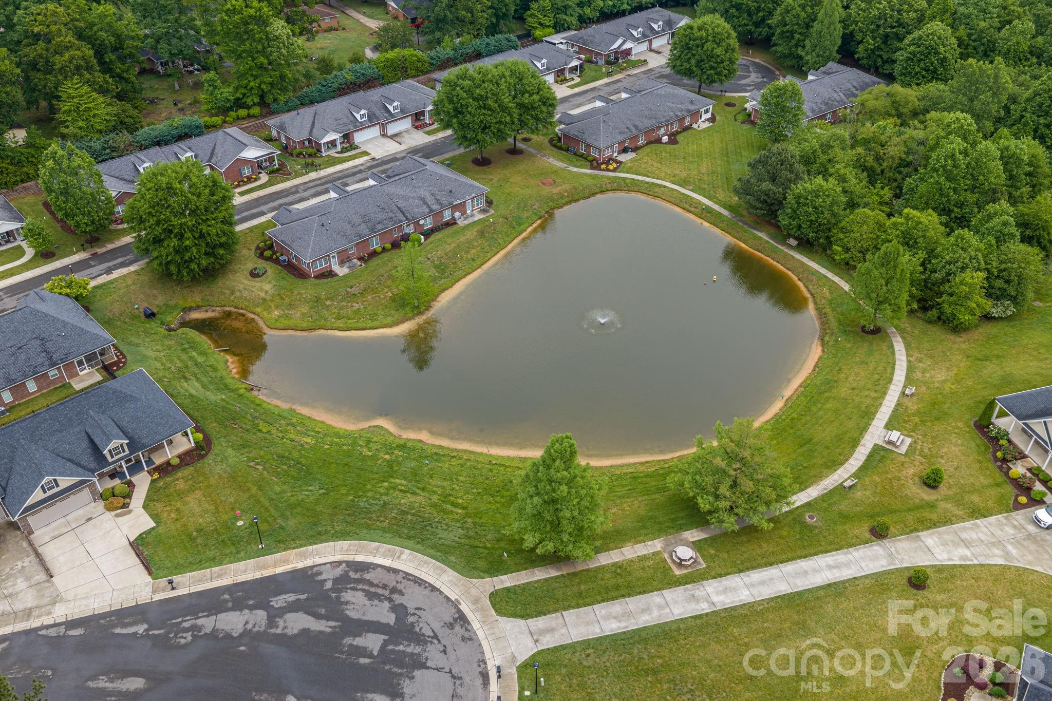 Townhouse at 201 T R Harris Drive, Shelby, photo 6 of 25