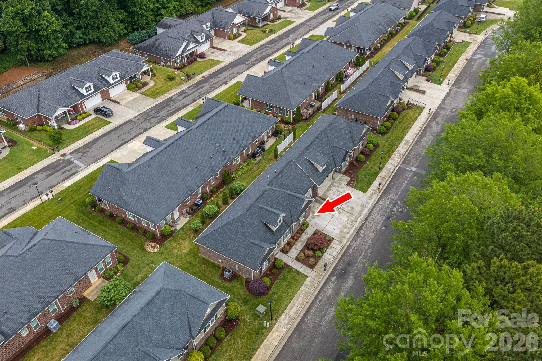 Townhouse at 201 T R Harris Drive, Shelby, photo 7 of 25