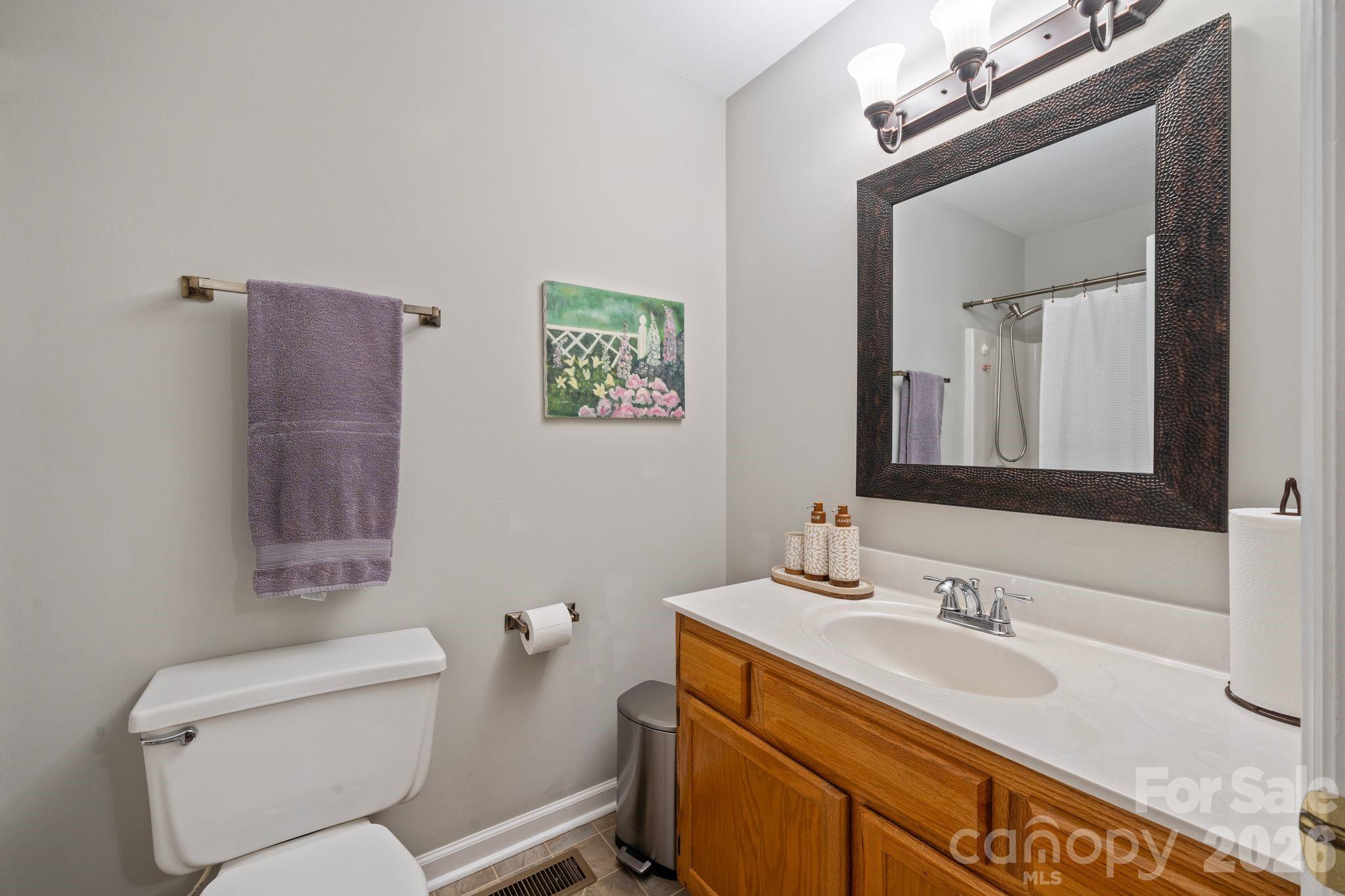 Single Family Residence at 710 Riverwood Drive, Lexington, photo 10 of 46