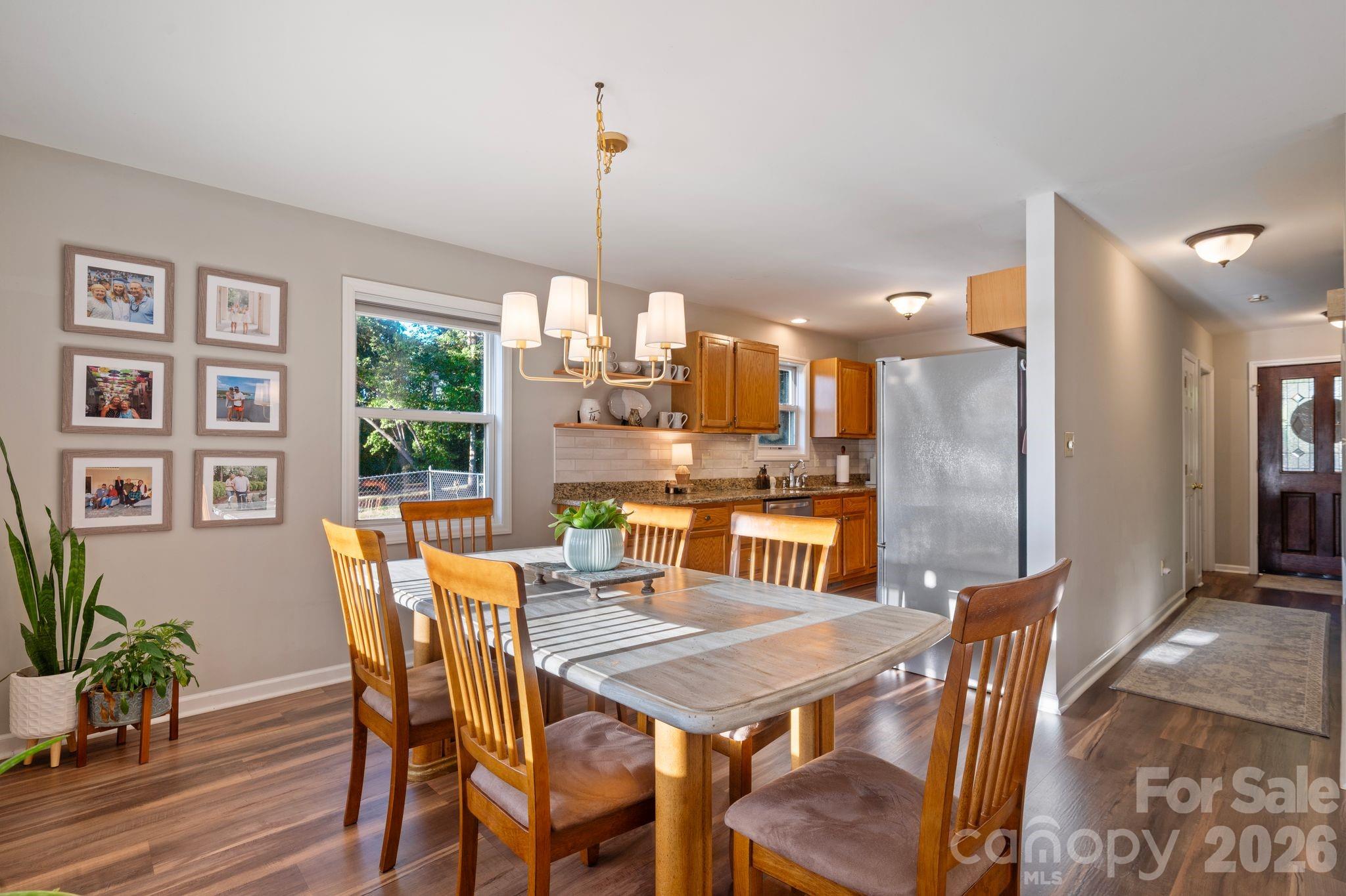 Single Family Residence at 710 Riverwood Drive, Lexington, photo 18 of 46