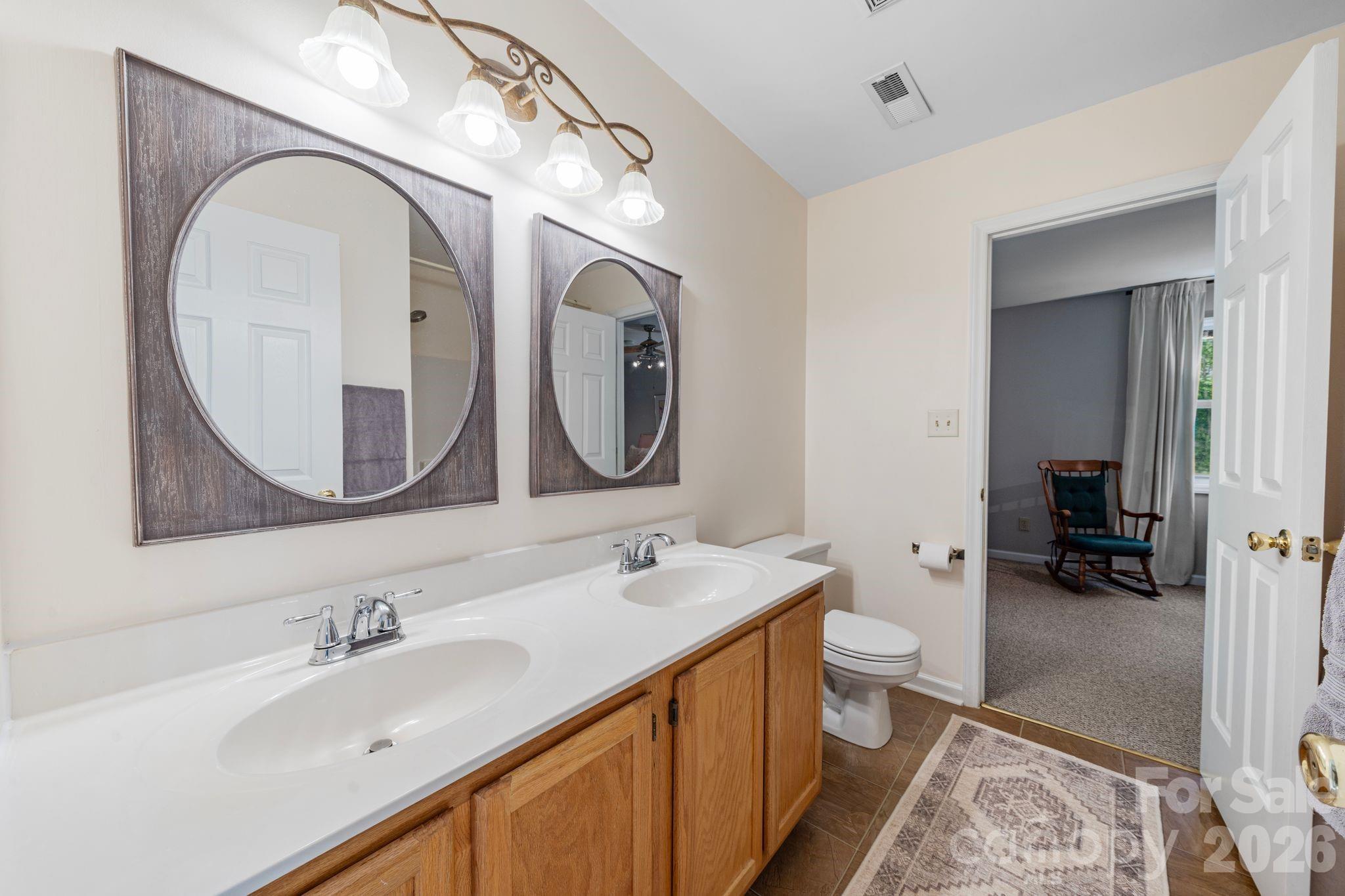 Single Family Residence at 710 Riverwood Drive, Lexington, photo 23 of 46