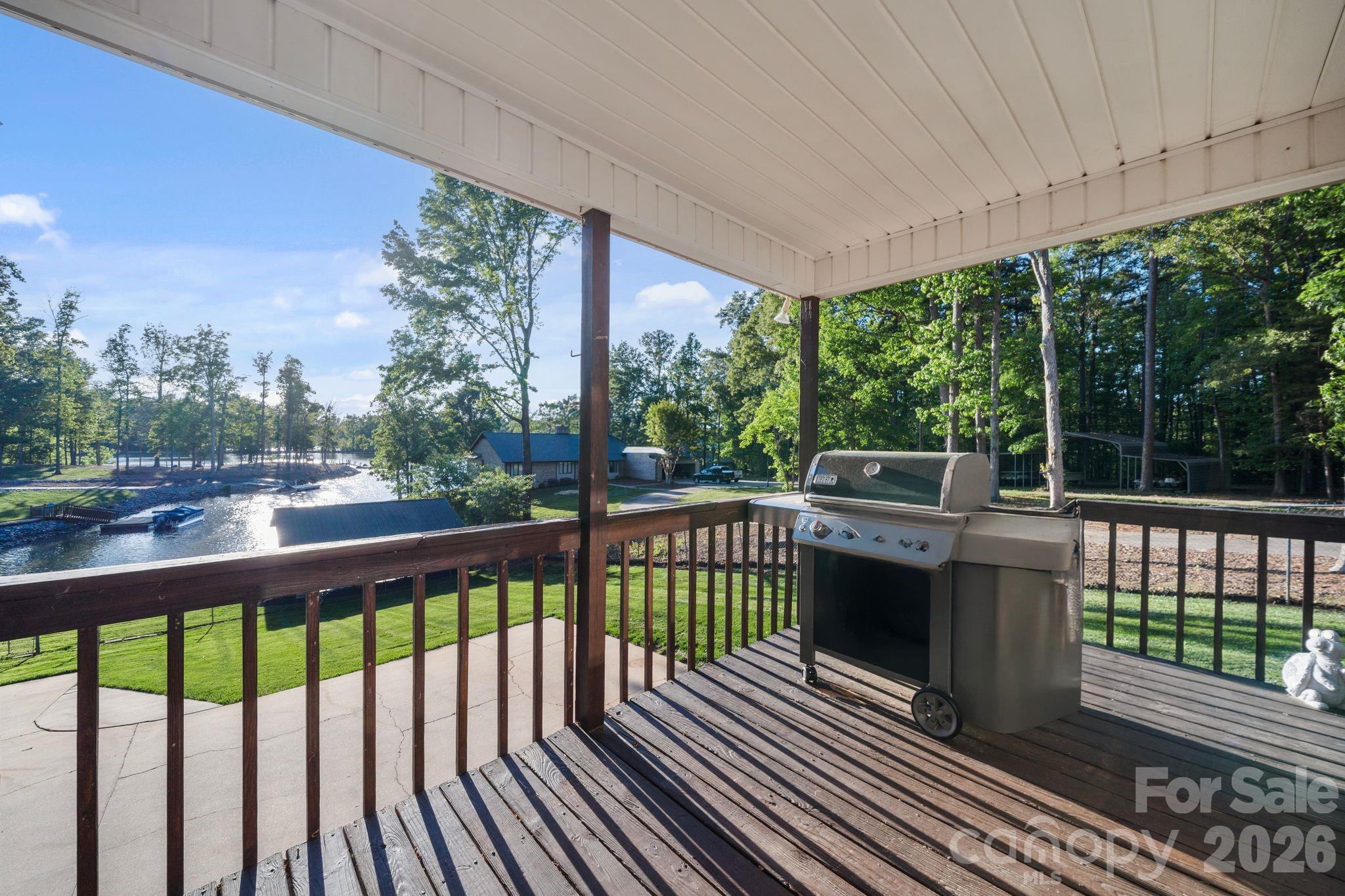 Single Family Residence at 710 Riverwood Drive, Lexington, photo 27 of 46