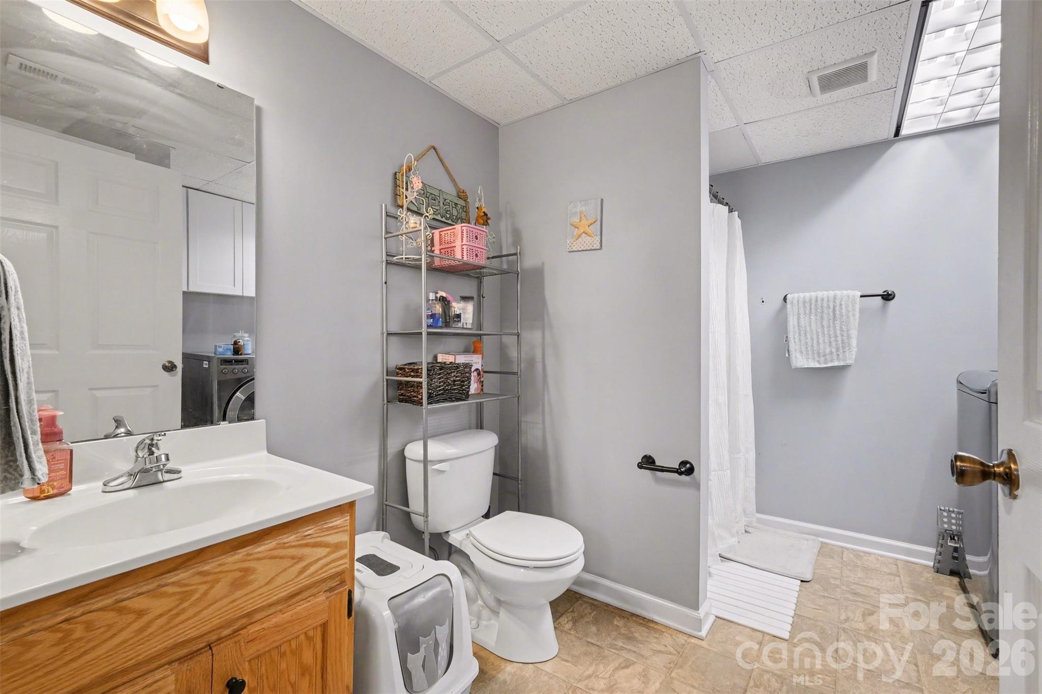Single Family Residence at 2056 Redberry Lane, Conover, photo 23 of 31