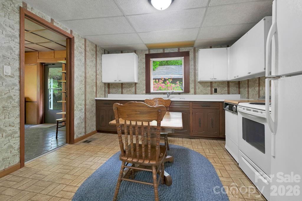 Kitchen to Laundry/Mudroom - 520 Blythe Road, Pisgah Forest