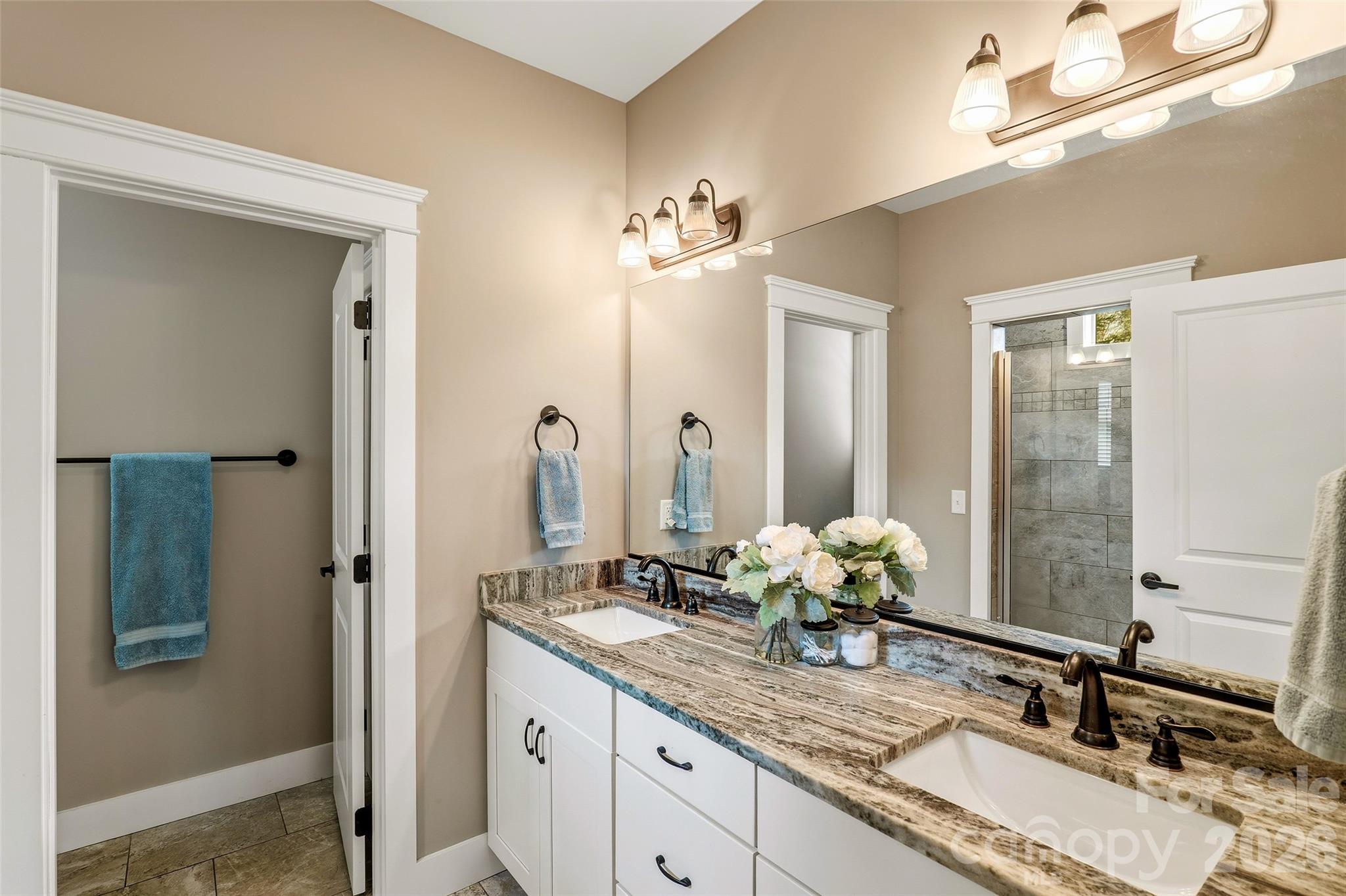 Single Family Residence at 21 Wood Path Lane, Arden, photo 21 of 40
