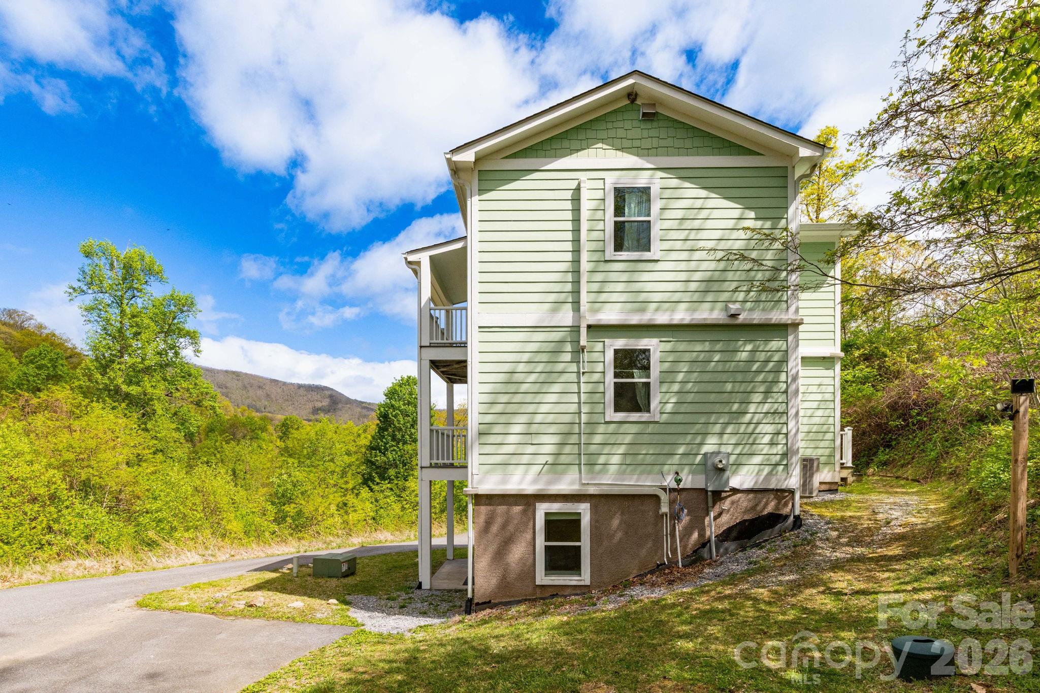 Condominium at 12 Lila Lane, Clyde, photo 26 of 26